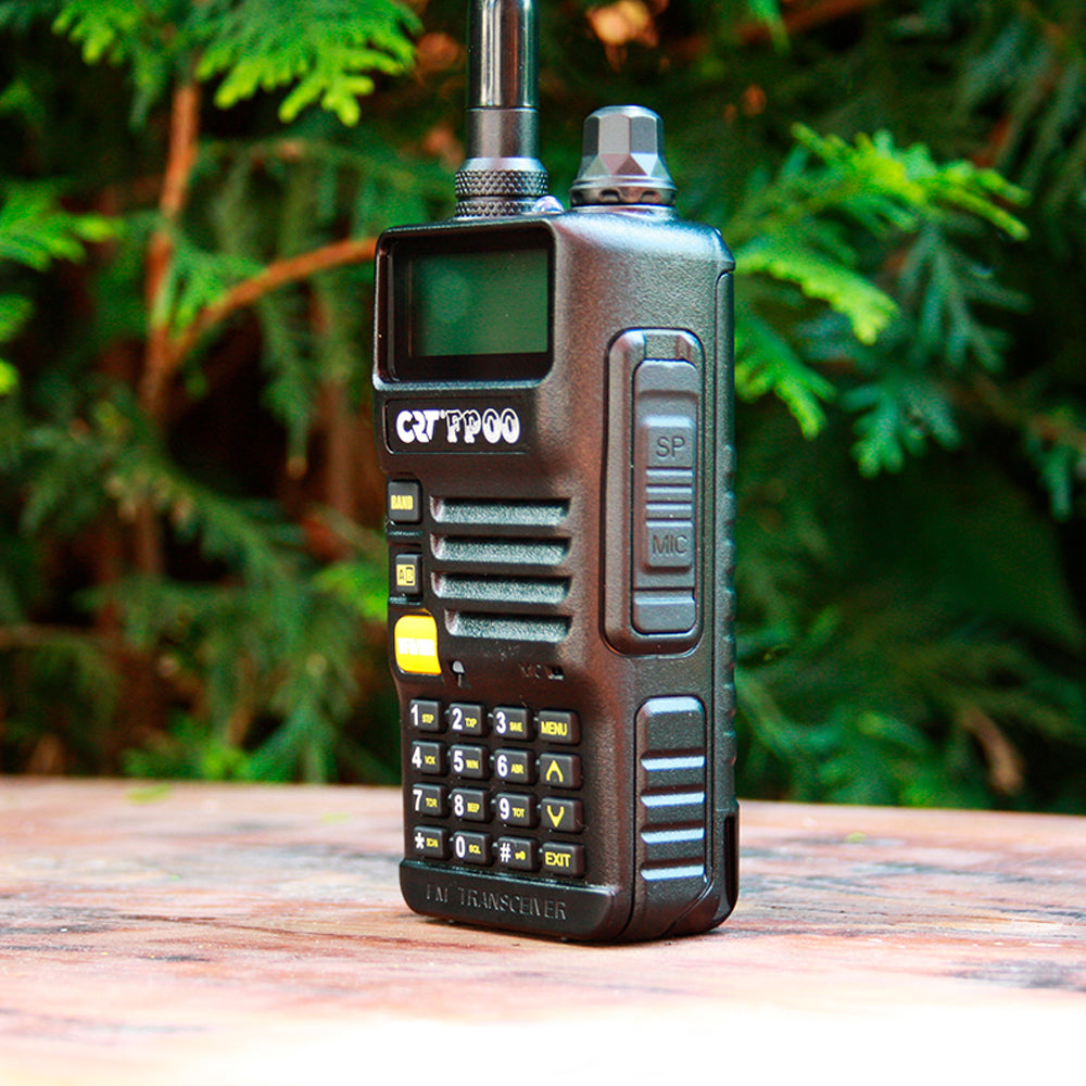 Statie radio VHF/UHF portabila CRT FP00 dual band 144-146 si 430-440 MHz negru, VOX, 128 canale, Scan, Programabila, Lanterna, FM radio 76-108 MHz, TOT, Repeater