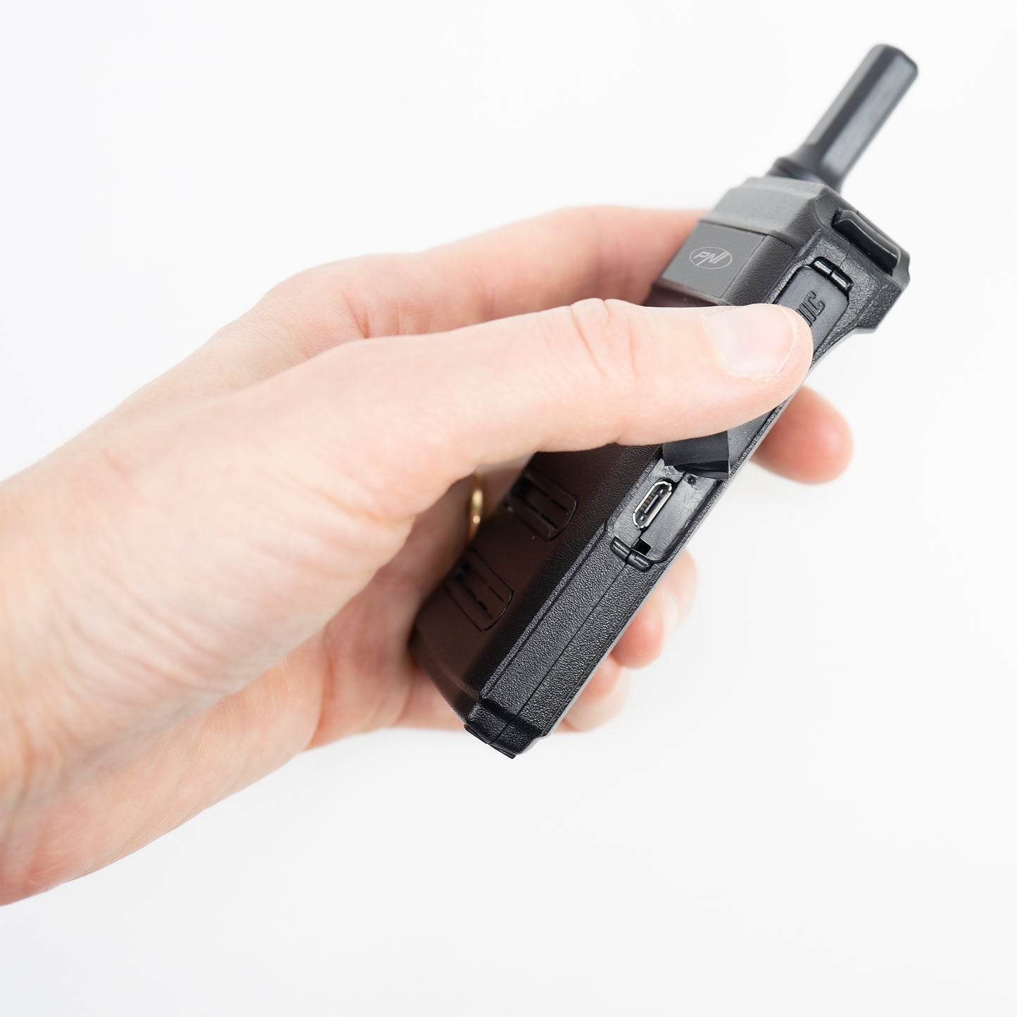Statie radio portabila PNI PMR R10 PRO, 446MHz, 0.5W, 16 canale programabile, 16 PMR si tonuri 50 CTCSS si 104 DCS, Monitor, Scan