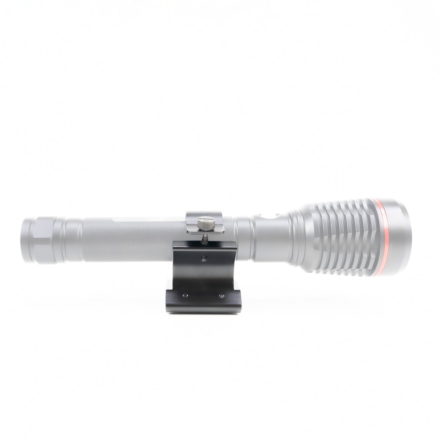 Suport de montaj magnetic PNI FLM33 pentru lanterne cu diametrul intre 25-31 mm