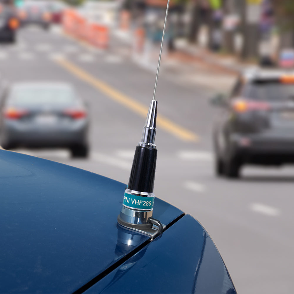 Pachet Antena PNI VHF285 pentru taxi 134-174MHz si Suport montaj antena PNI T941 pe portbagaj