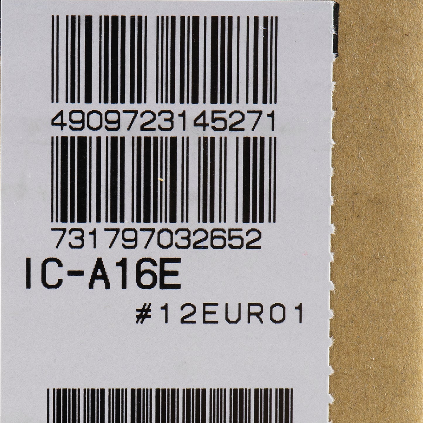 Statie radio portabila VHF ICom IC-A16EBT cu bluetooth, pentru aviatie 118.000–136.992 MHz, 2400 mAh, IP67