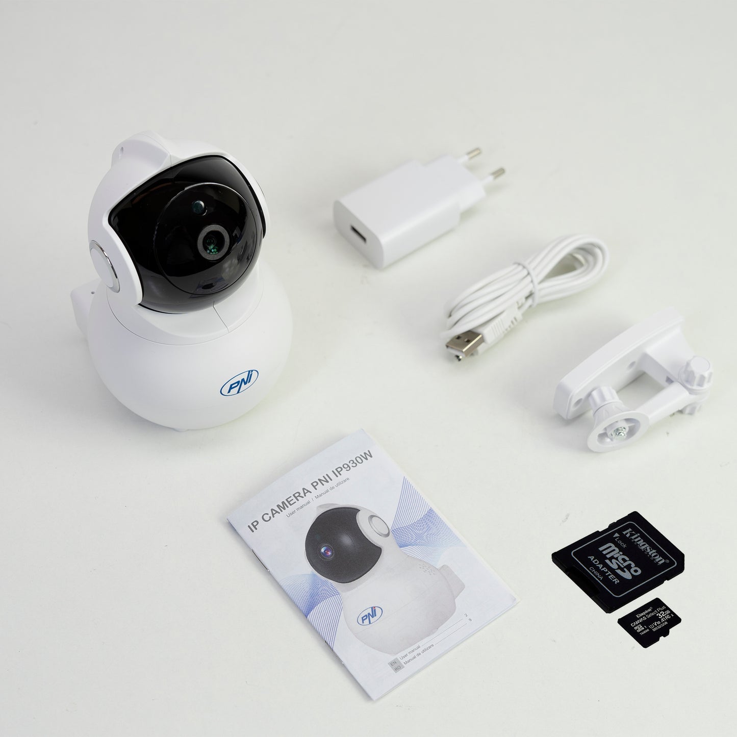 Set Camera supraveghere video PNI IP930W 1080P 2 MP cu IP P2P PTZ wireless card microSD 32Gb Inclus