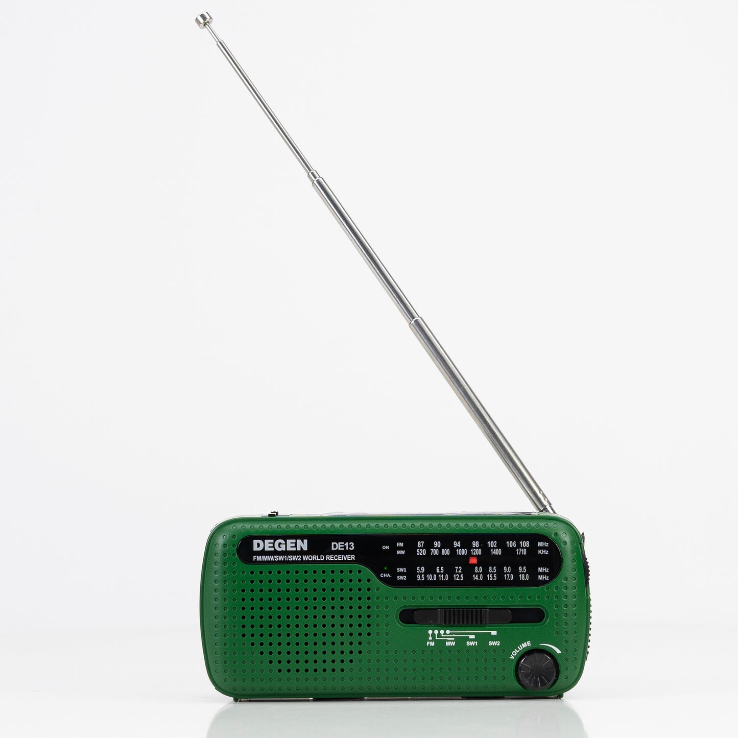 Radio de urgenta PNI Degen DE13, FM-AM-SW, cu alimentare solara, acumulator sau baterii AAA, functii SOS, lanterna, lumina semnalizare