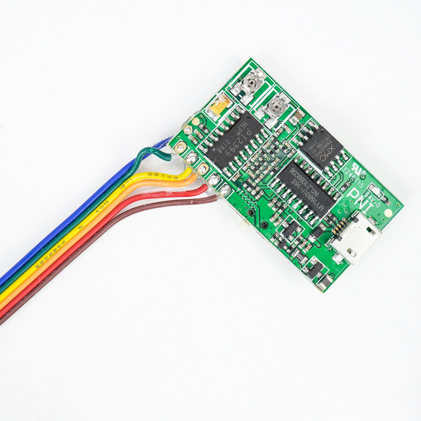Statie radio CB PNI Escort HP 6550 cu PNI ECH01 instalat, multistandard, 4W, AM-FM, 12V, ASQ, cu modul de ecou