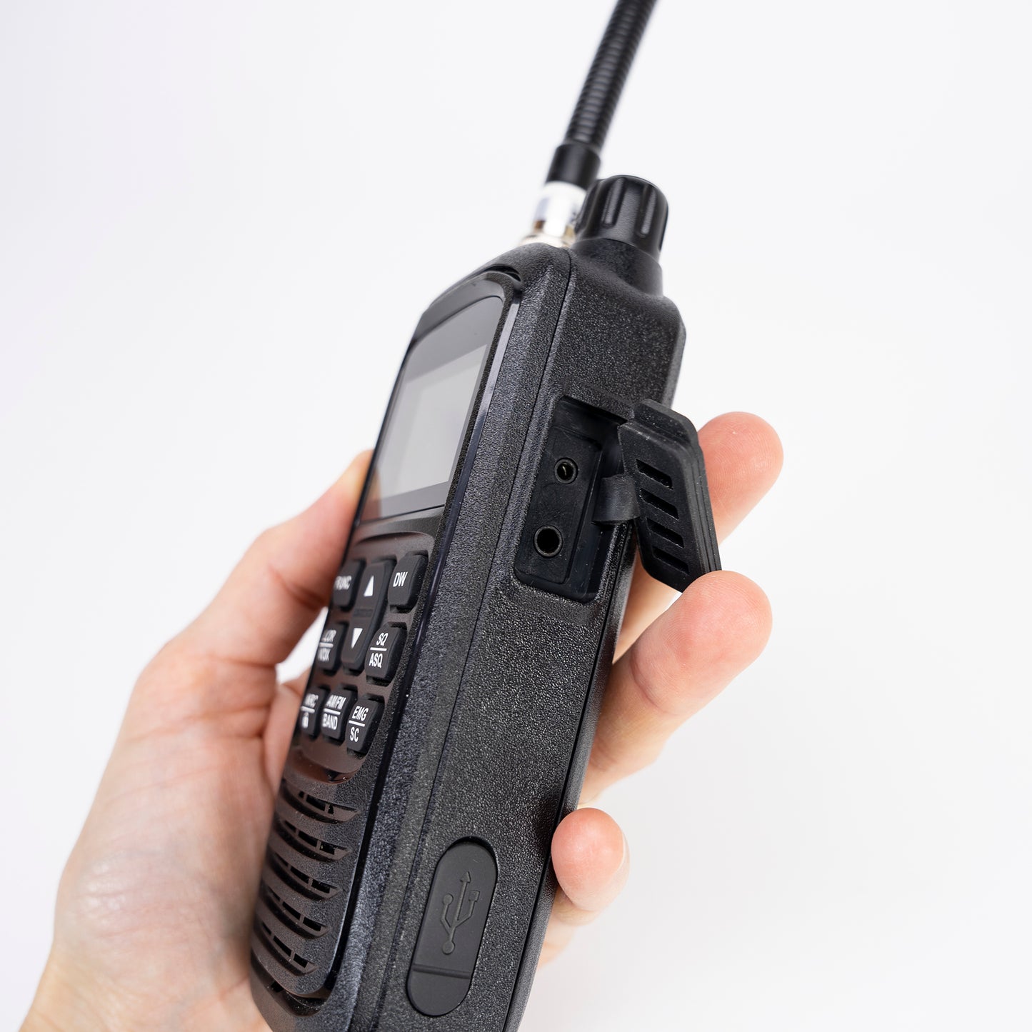 Statie radio CB portabila PNI Escort HP 82, multi standard, 4W, 12V, AM-FM, NRC, Dual Watch, Roger Beep, ASQ SQ reglabil, VOX