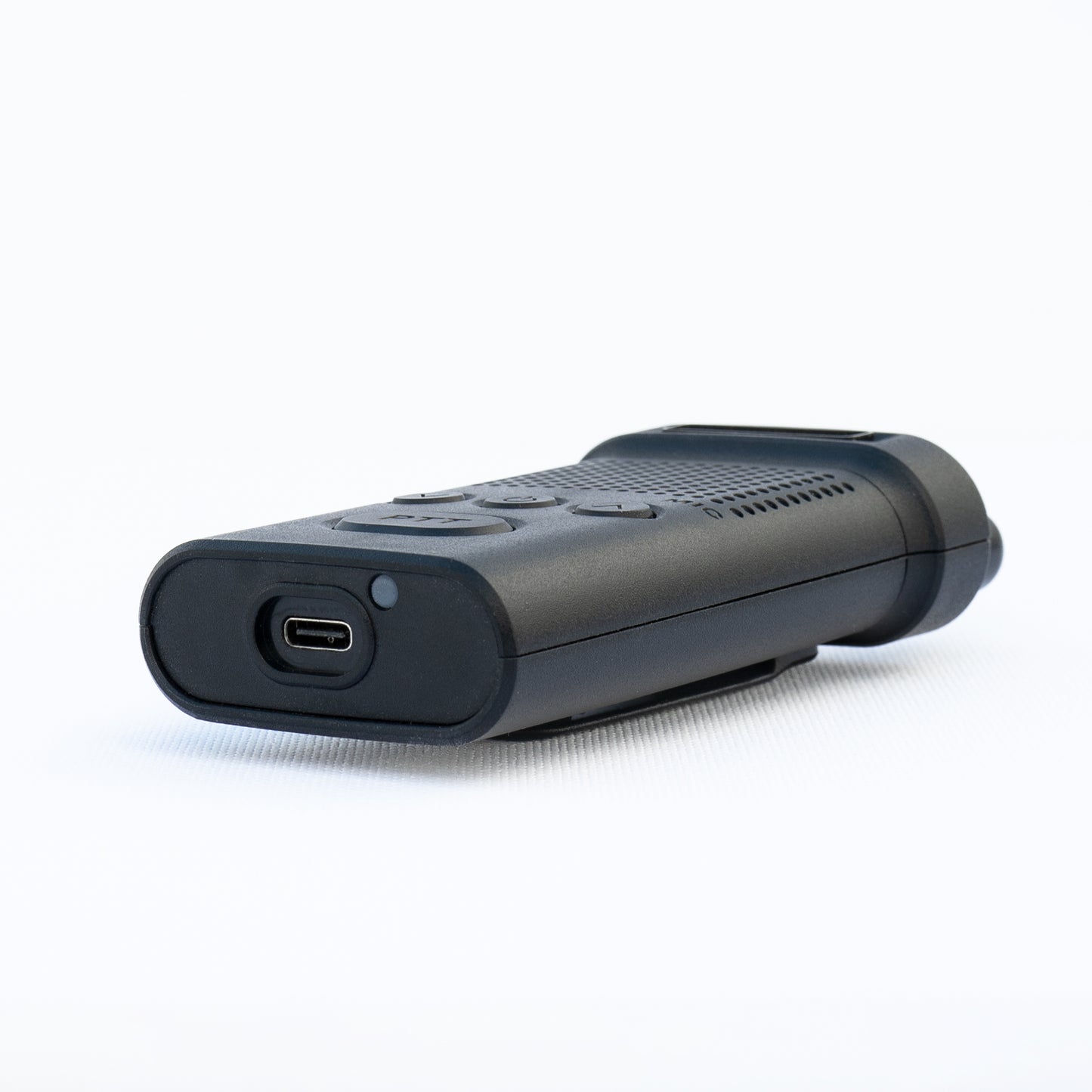 Statie radio portabila PNI PMR R60 446MHz, 0.5W, 16 canale programabile, 16 PMR si tonuri 50 CTCSS si 104 DCS, Scan, blocare taste, SOS, Monitor, acumulator 1200mAh