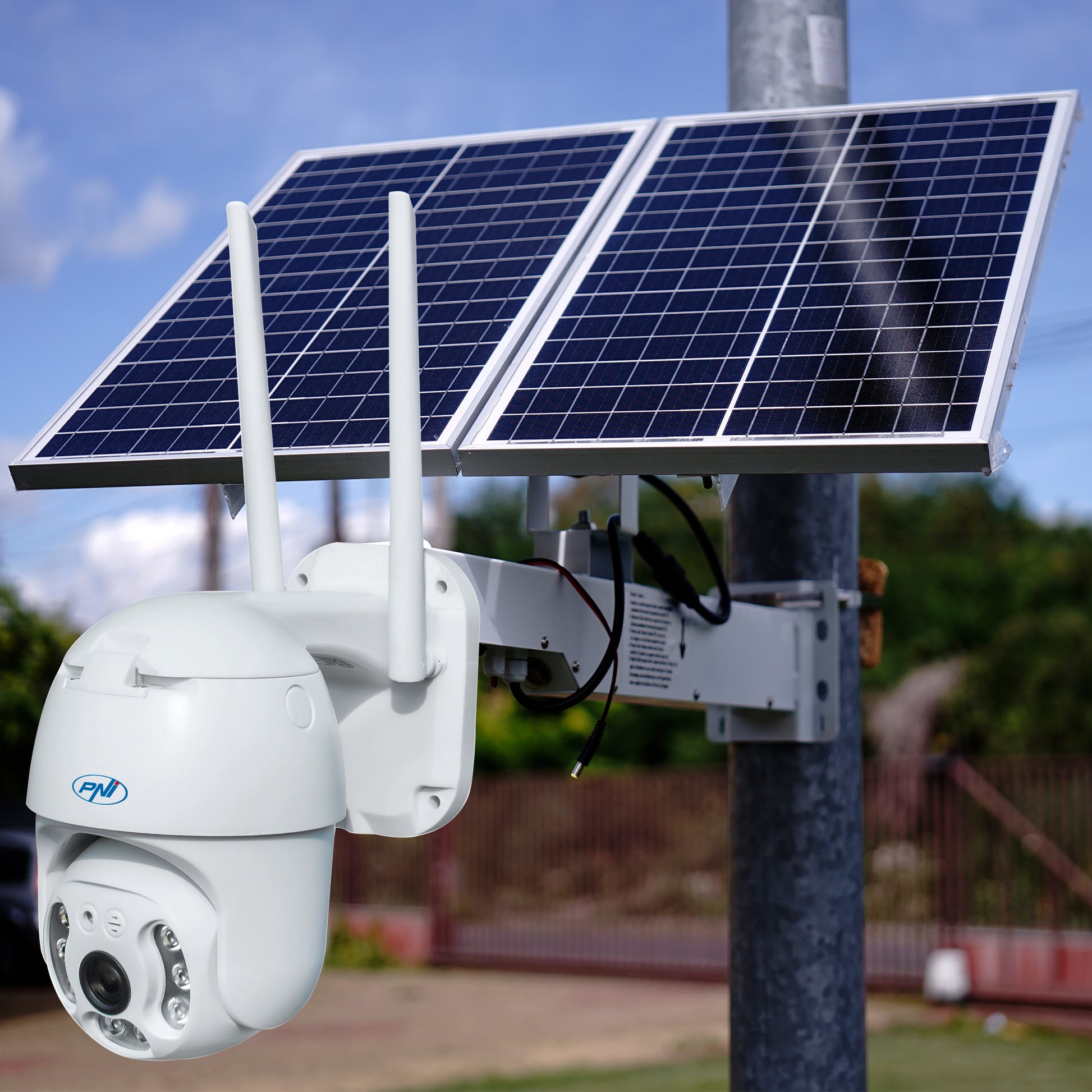 Kit camera supraveghere video PNI IP65 live PTZ 5MP, GSM 4G + Panou solar fotovoltaic PNI PSF6020