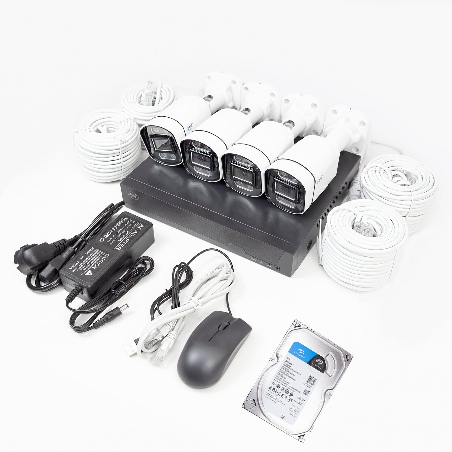 Kit supraveghere video POE PNI House IPMAX POE 5, NVR cu 4 porturi POE, 4 camere cu IP 5MP, HDD 1TB inclus