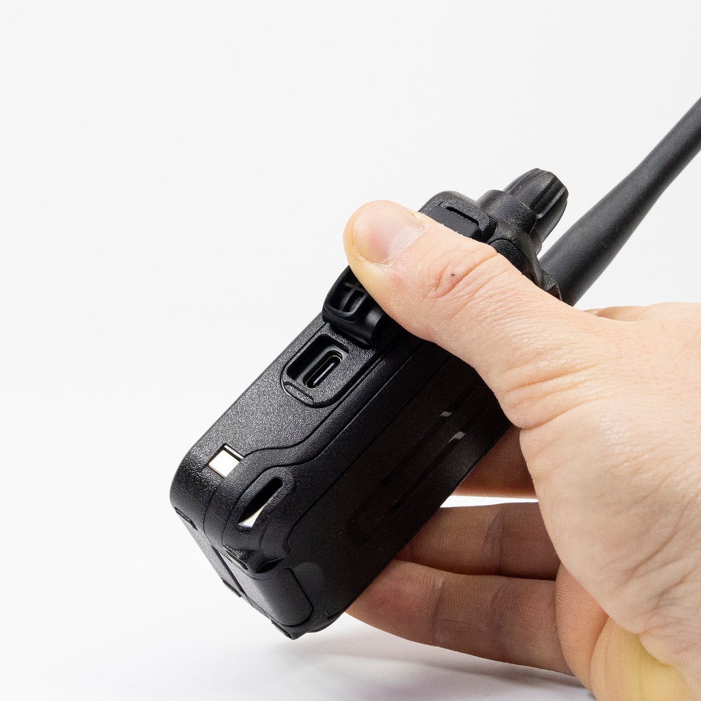 Statie radio portabila PNI PMR R45 PRO 446MHz, 0.5W, 99 canale programabile, 16 PMR si tonuri 38 CTCSS si 104 DCS, Squelch 5 niveluri, VOX, TOT, BCL, Scan, Roger Beep