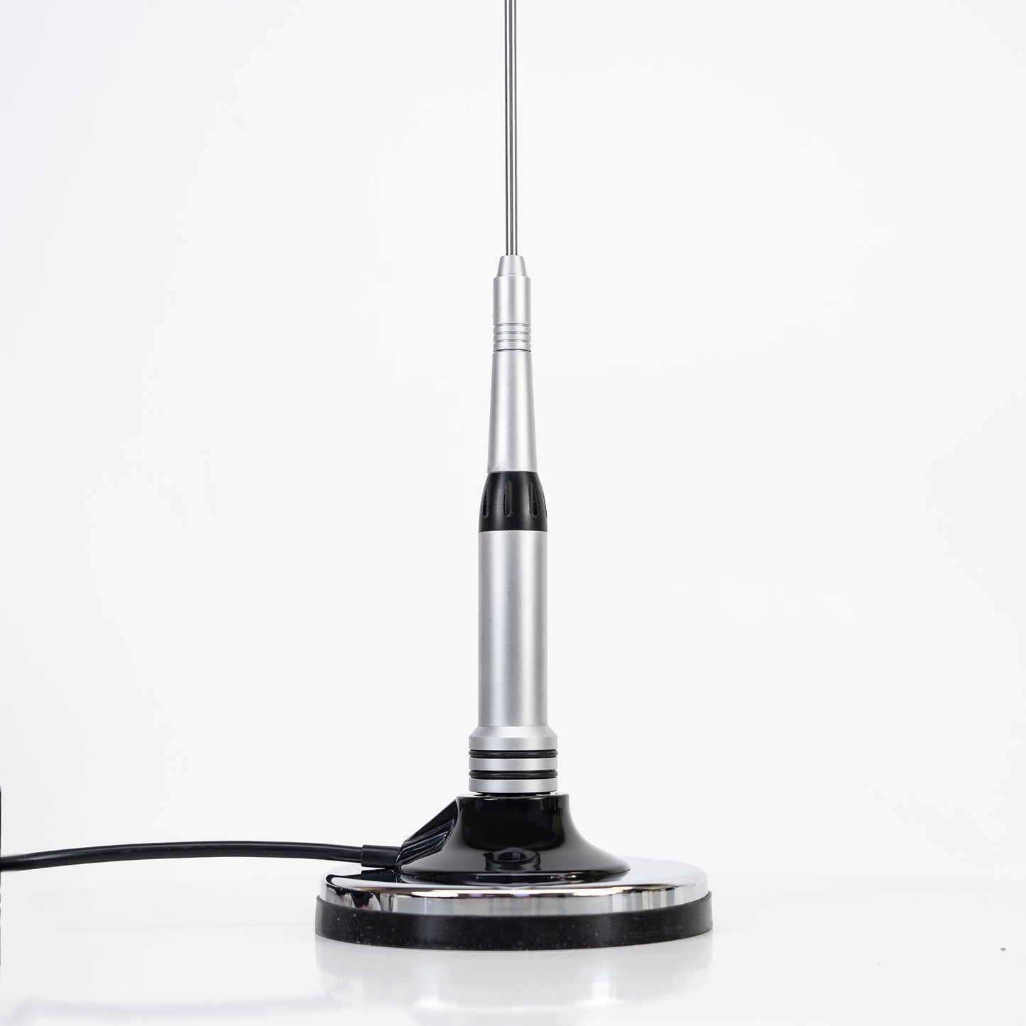 Pachet Statie radio UHF PNI Escort HP 446, 199 canale si Antena PNI UF400 cu magnet