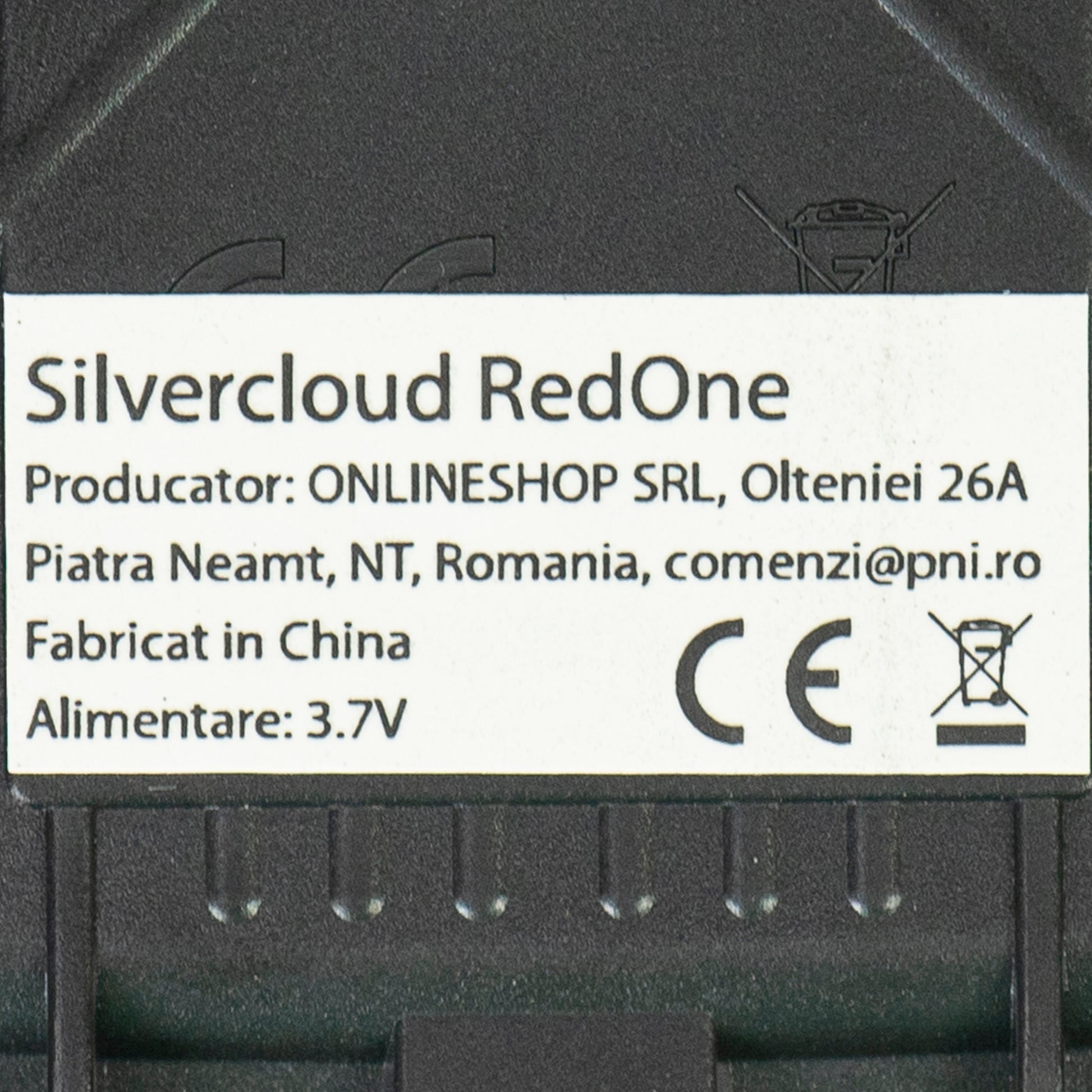 Jucarie masinuta sport Silvercloud RedOne cu telecomanda,  cu efect "fum" si LED-uri, acumulator de rezerva 1500mAh, miscari omnidirectionale, rosu