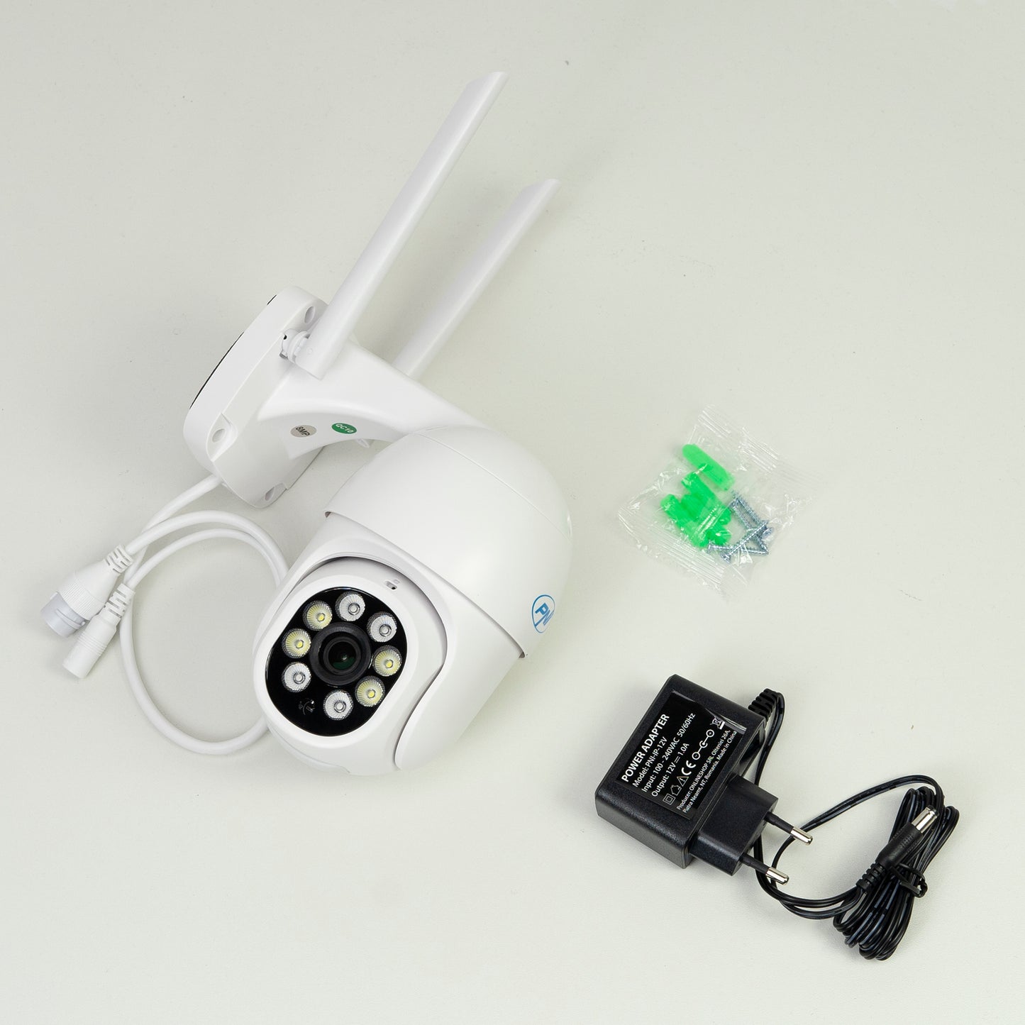 Kit supraveghere video wireless PNI House WiFi800 NVR si 3 camere PNI IP840 de exterior, 8MP, 4K, IP65