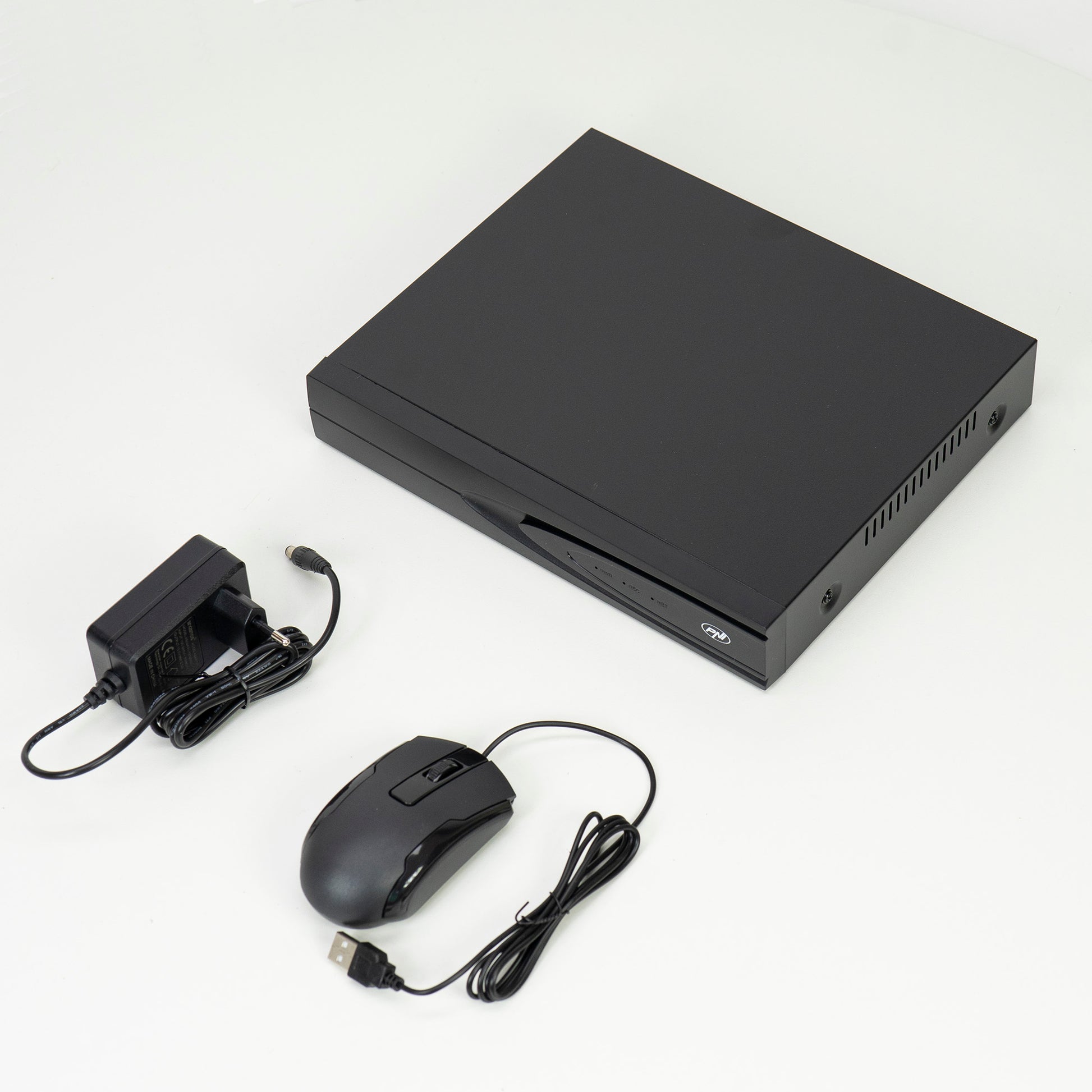 NVR PNI House IP816 cu 16 canale IP 5MP sau 10 canale 8MP 4K