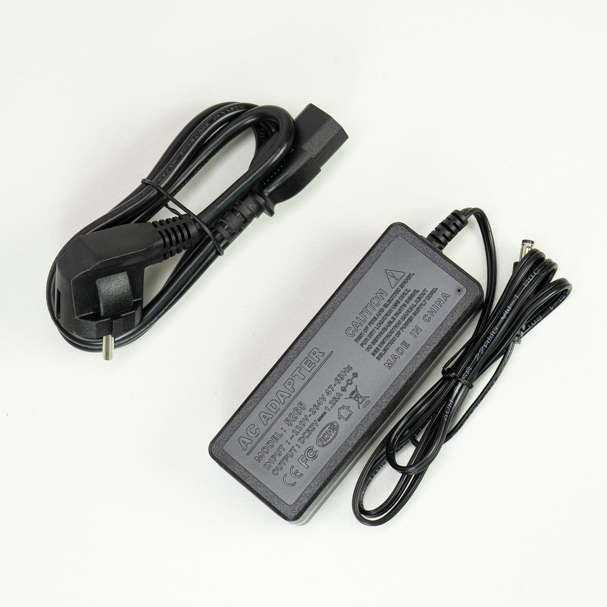 NVR POE PNI House IP810 cu 10 canale 4K 8MP, 4 canale POE si 6 canale IP functii AI