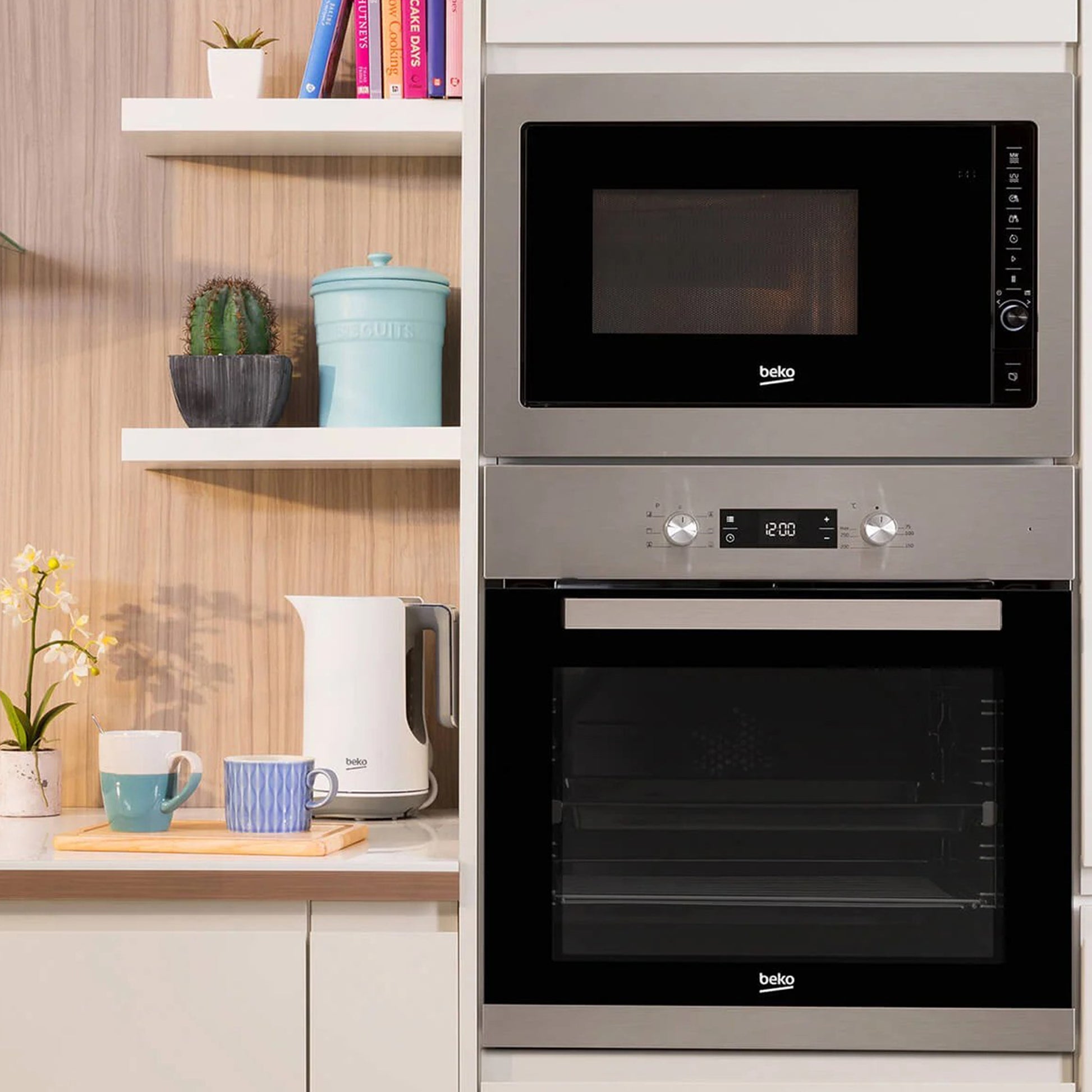 Cuptor cu microunde incorporabil Beko MGB25332BG, 900 W, 25 L, functie auto cook, gri/negru