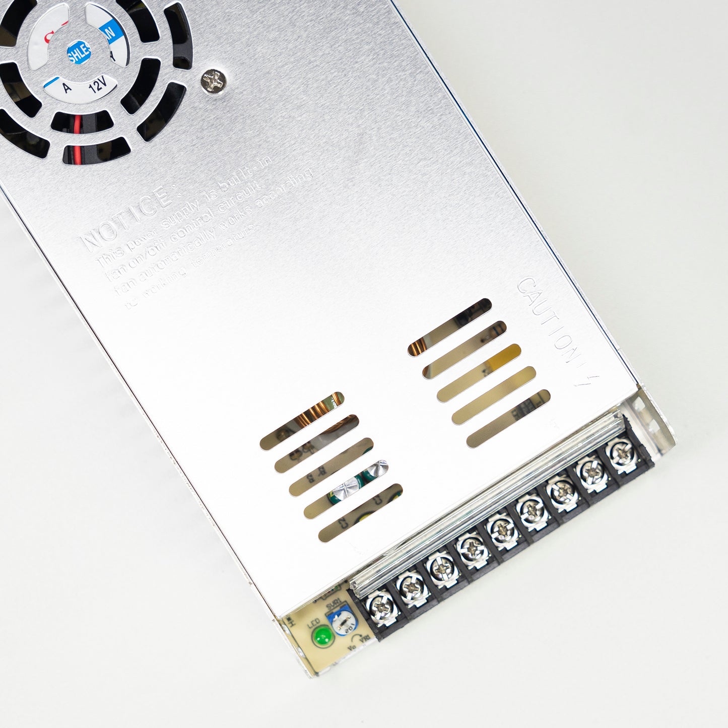 Sursa de tensiune in comutatie PNI ST30A 12V 30A 360W