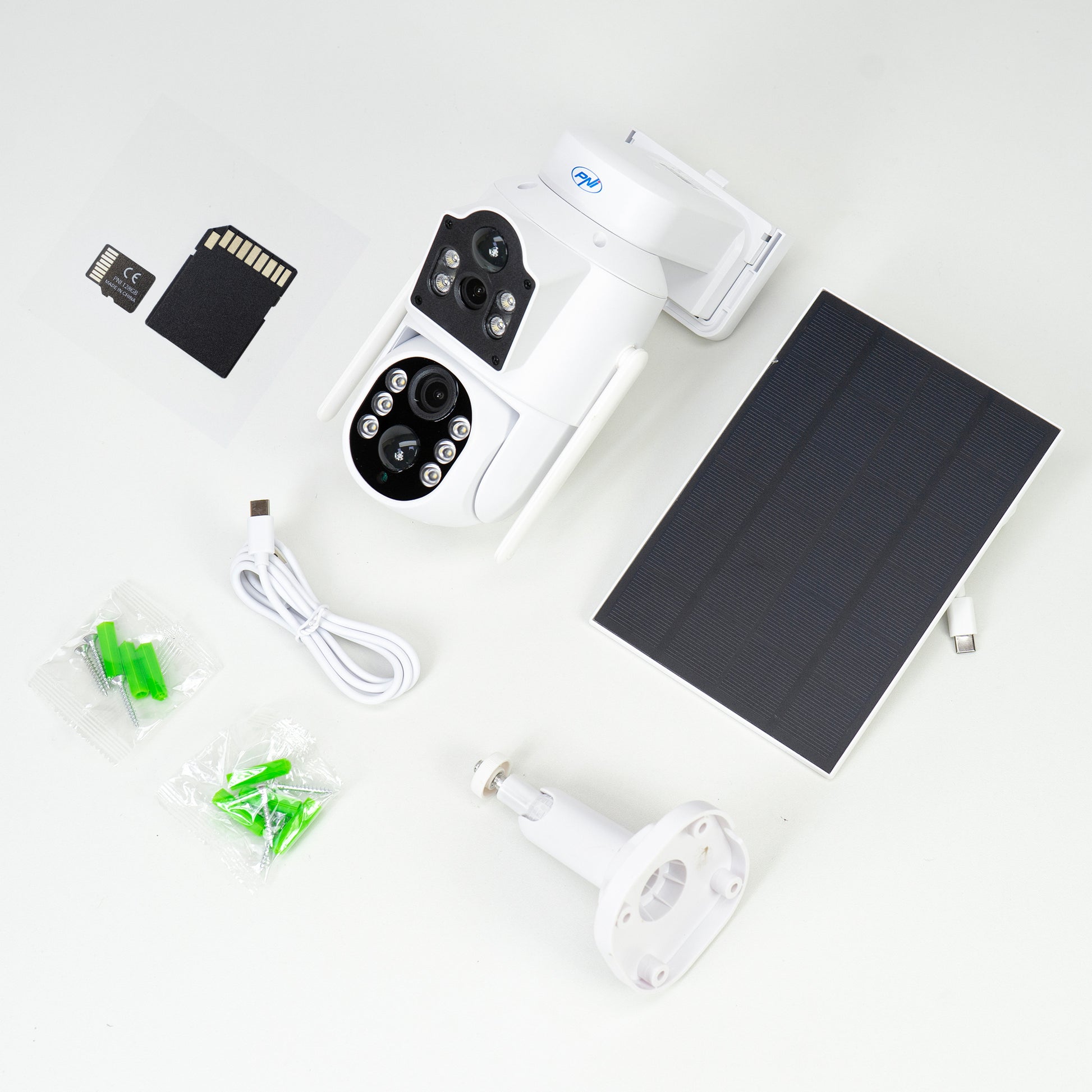 Pachet Camera supraveghere video PNI IP792, dual lens 2MP + 2MP, panou solar 3W si card de memorie MicroSD PNI 128GB inclus
