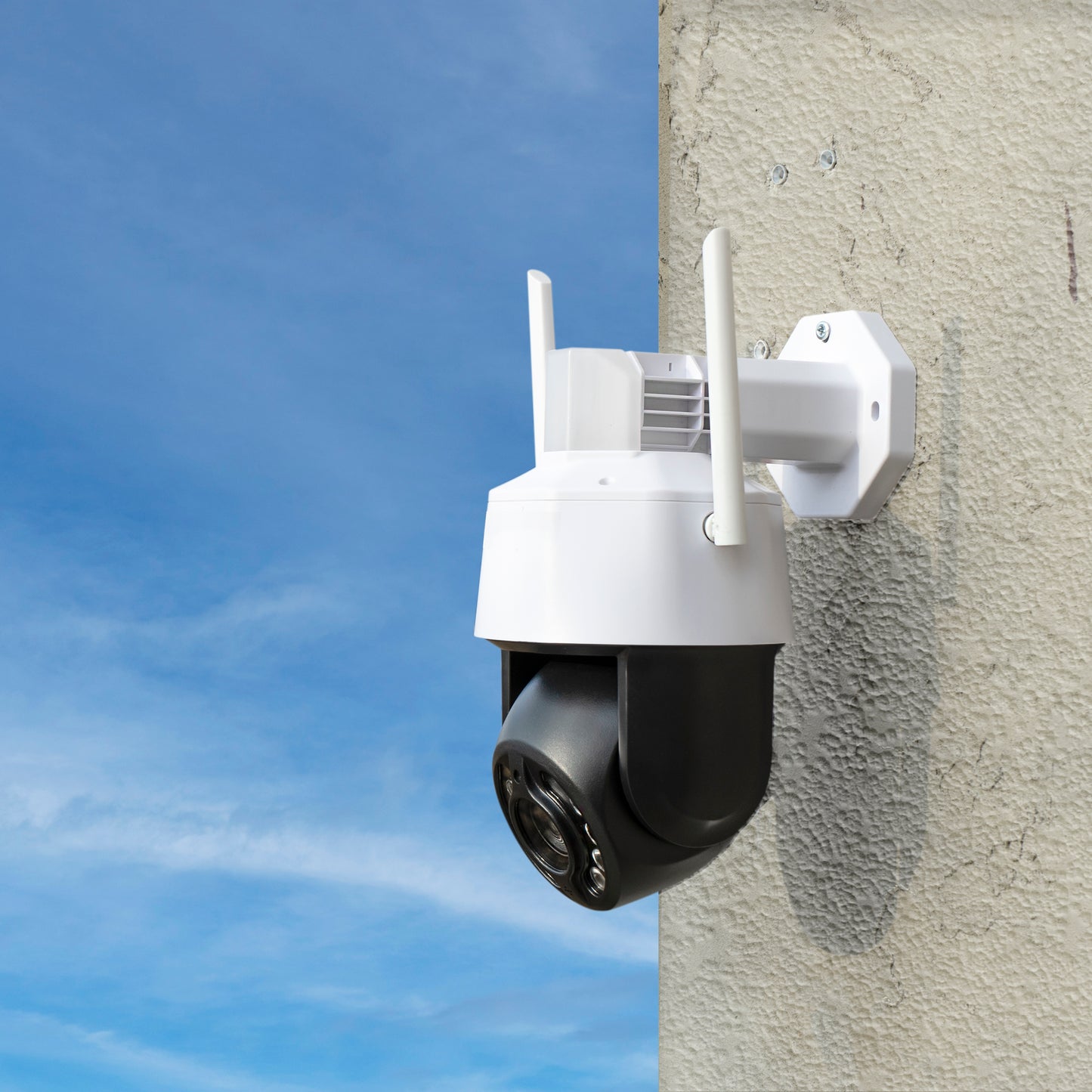 Pachet Camera supraveghere video PNI House IP575 5MP WiFi cu IP + Card de memorie MicroSD PNI 128GB cu adaptor SD