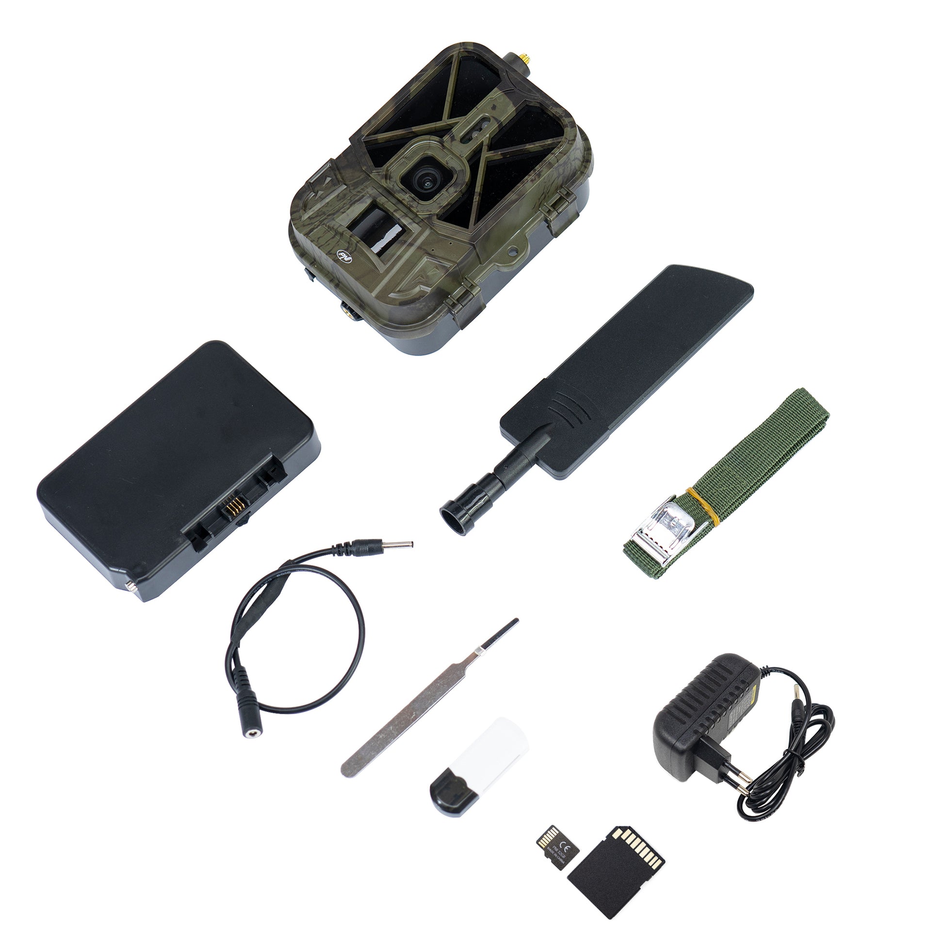 Pachet Camera vanatoare PNI Hunting 550C Internet 4G LTE, acces prin aplicatia Tuya, acumulator + Card de memorie MicroSD PNI 32GB cu adaptor SD