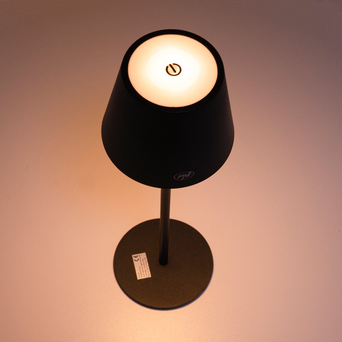 Lampa de restaurant PNI LT04B cu LED 2.5W, acumulator 1200 mAh, incarcare prin USB-C, 150 lumeni, lumina alba calda 3000K, buton tactil, dimabil, culoare Negru