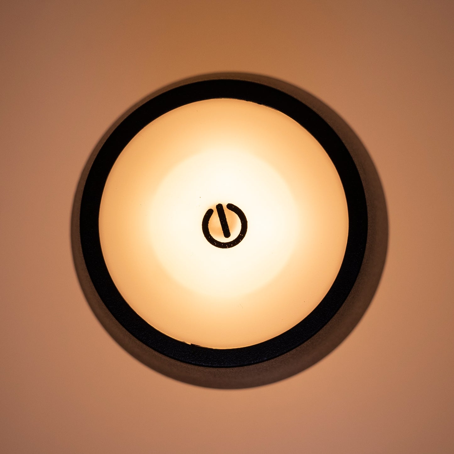Lampa de restaurant PNI LT04B cu LED 2.5W, acumulator 1200 mAh, incarcare prin USB-C, 150 lumeni, lumina alba calda 3000K, buton tactil, dimabil, culoare Negru