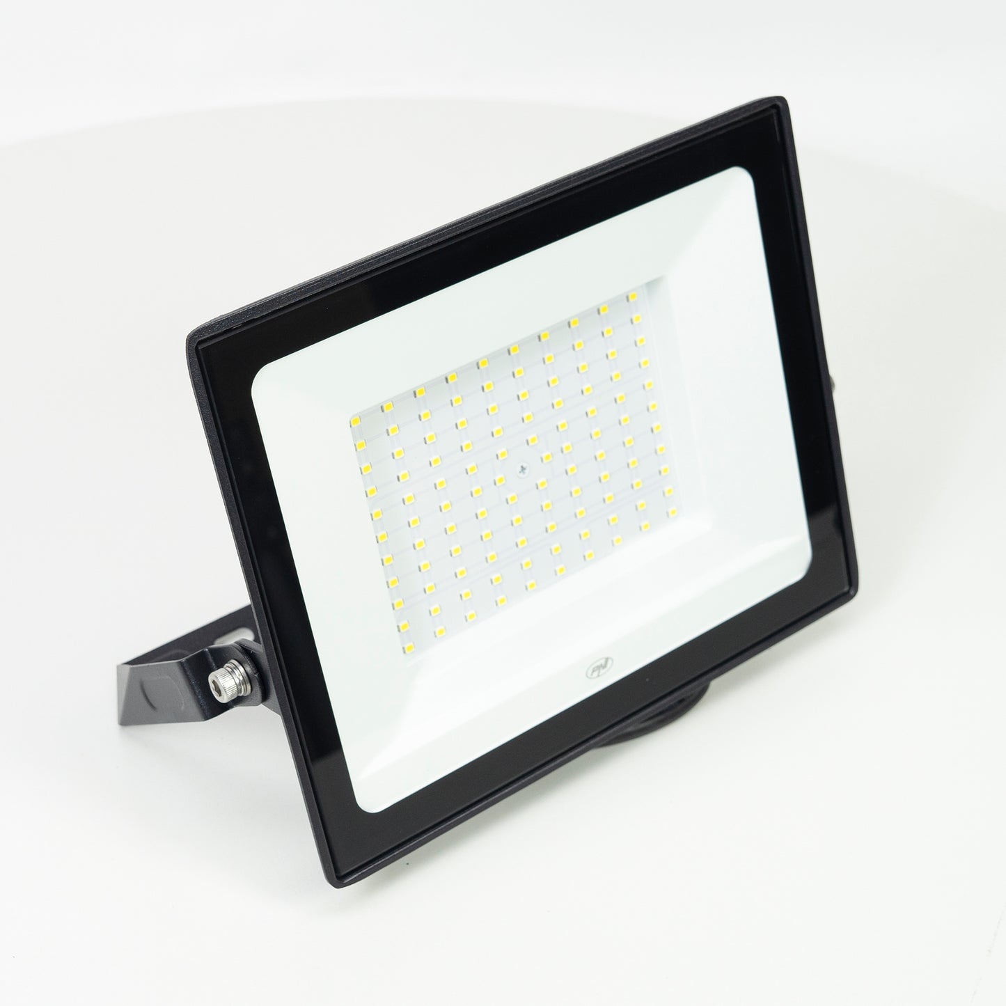 Reflector LED PNI GreenHouse WS130 100 W, alimentare 230 V, 8700 lm, 6500 K, IP65