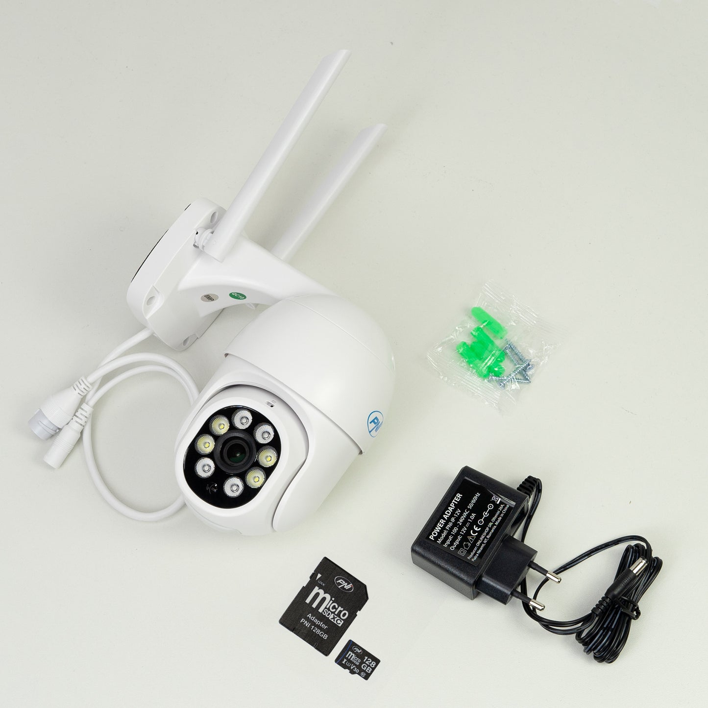 Camera supraveghere video wireless PNI IP840 + card PNI 128GB WiFi, PTZ, 8MP 4K, slot micro SD, stand-alone, functii AI, ONVIF, ICSee app