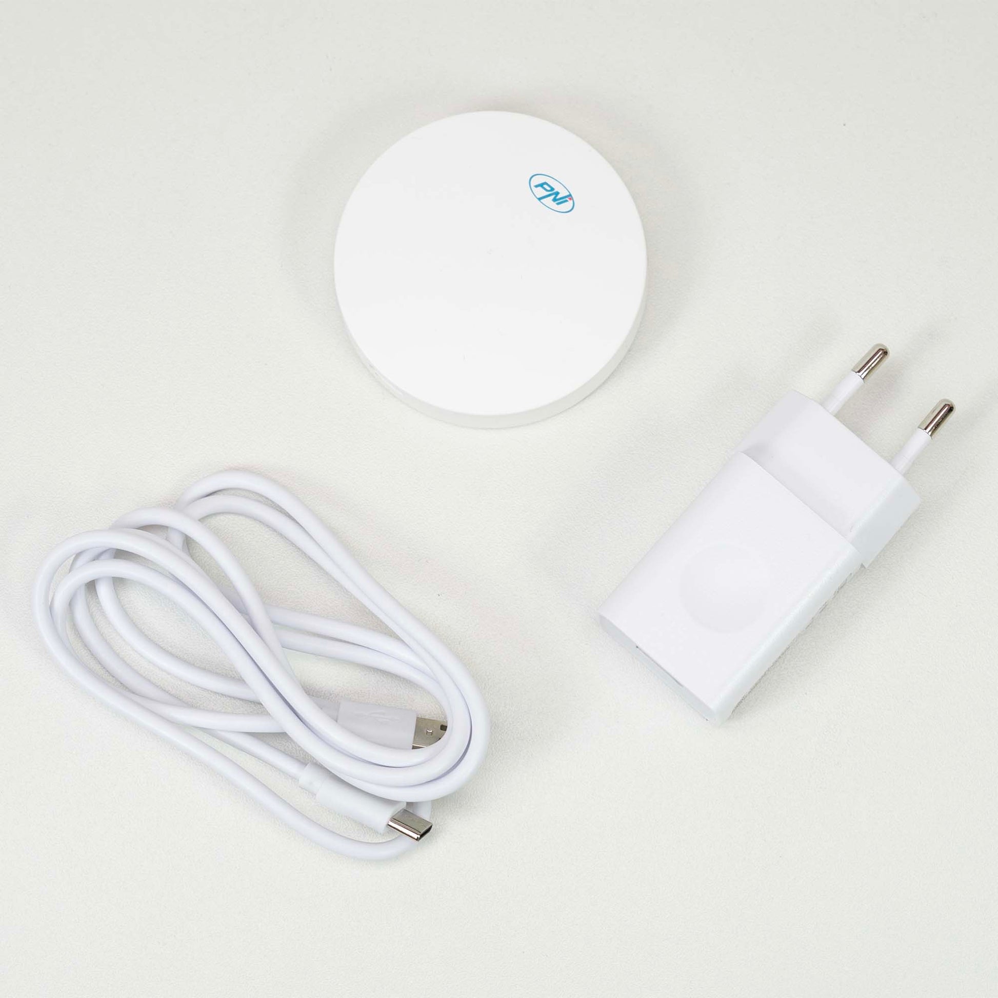 Kit automatizare Wi-Fi PNI CT28 Pro 4 pentru incalzire in pardoseala, aplicatie de mobil Tuya Smart, 4 unitati comanda si hub internet inclus