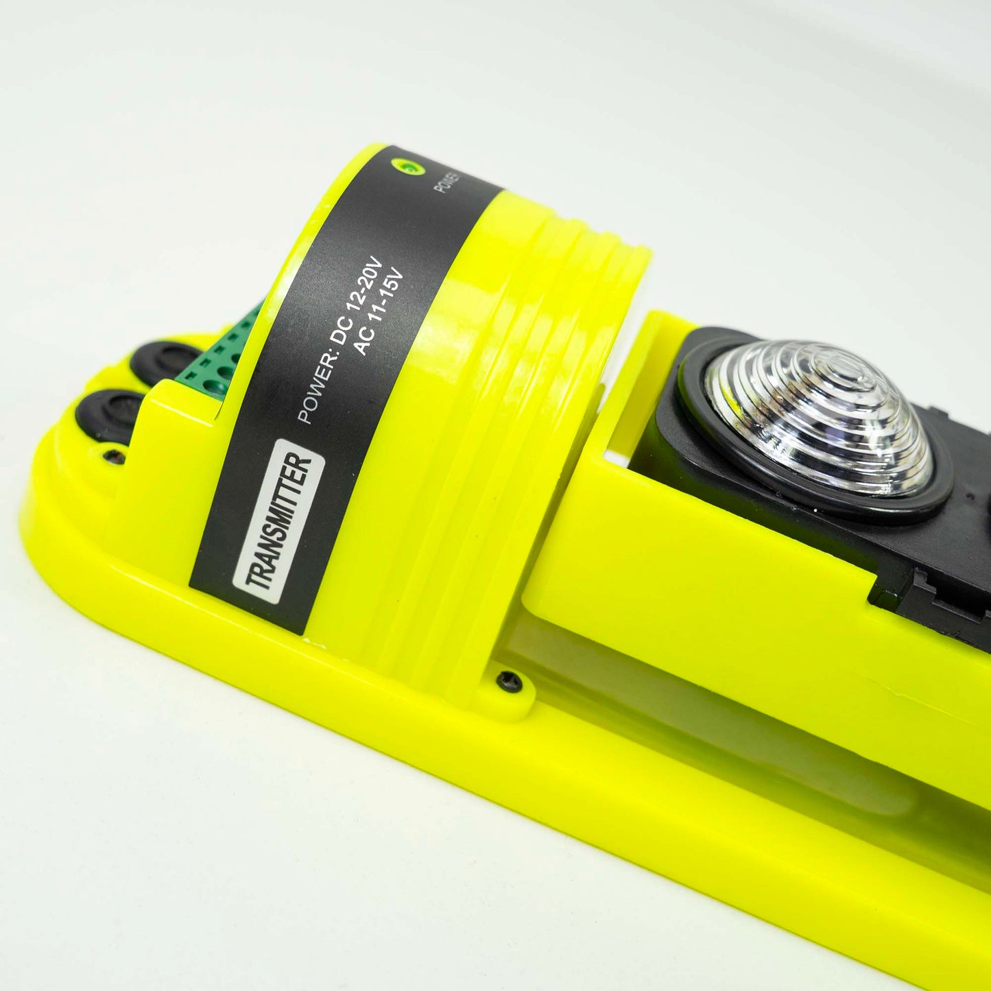 Bariera perimetrala IR PNI BP104S cu 4 fascicule,cablata, max 250m