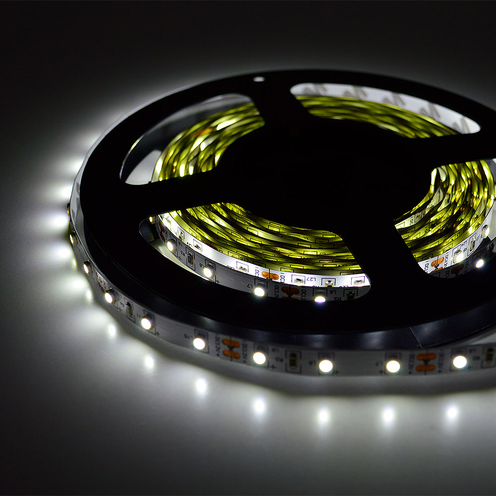 Banda LED PNI D-Light 60LED flexibila de interior 5m alb rece 60 leduri/m include alimentator 12V