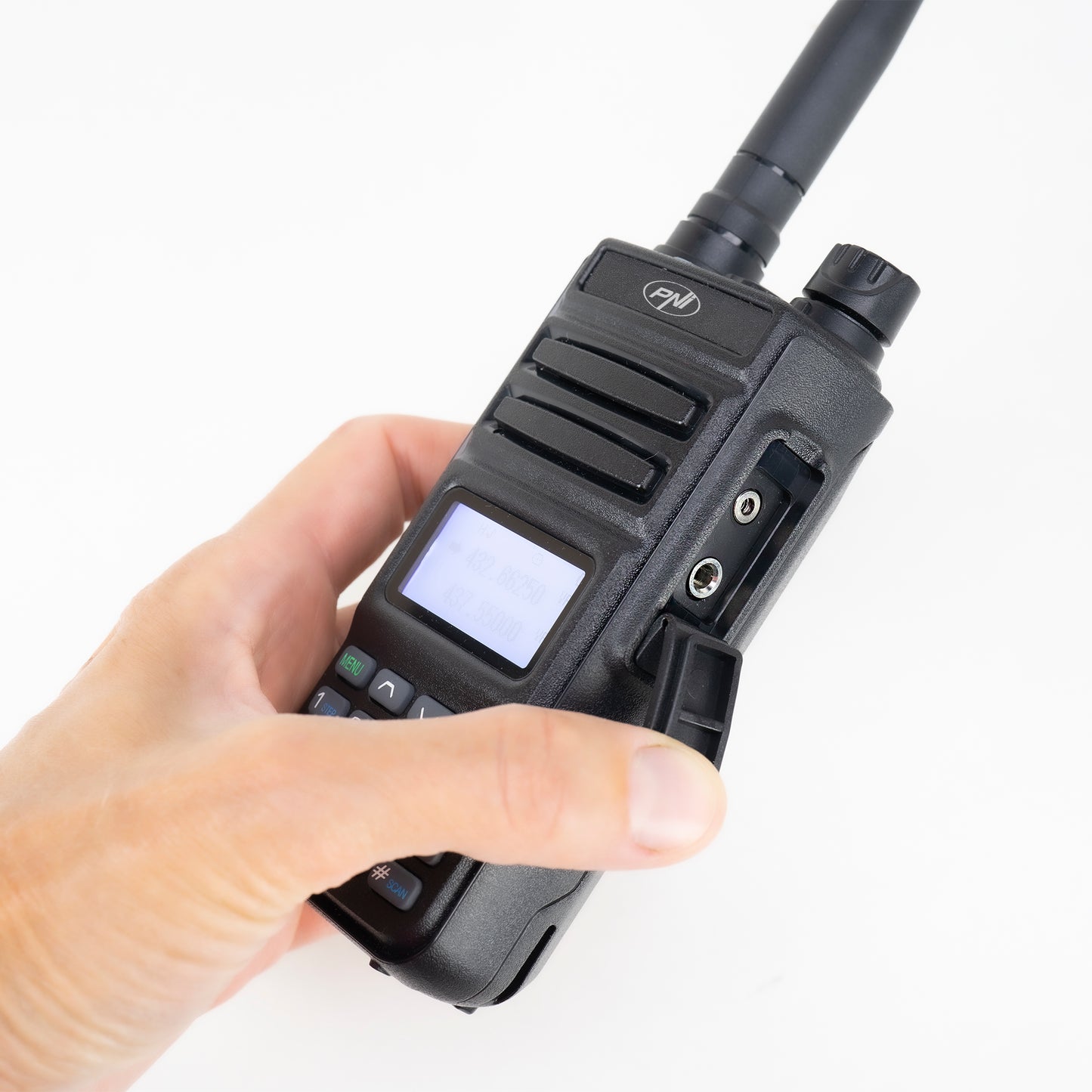 Statie radio portabila VHF/UHF PNI P15UV dual band, 144-146MHz/430-440Mhz, 999CH, cu acumulator 1500 mAh