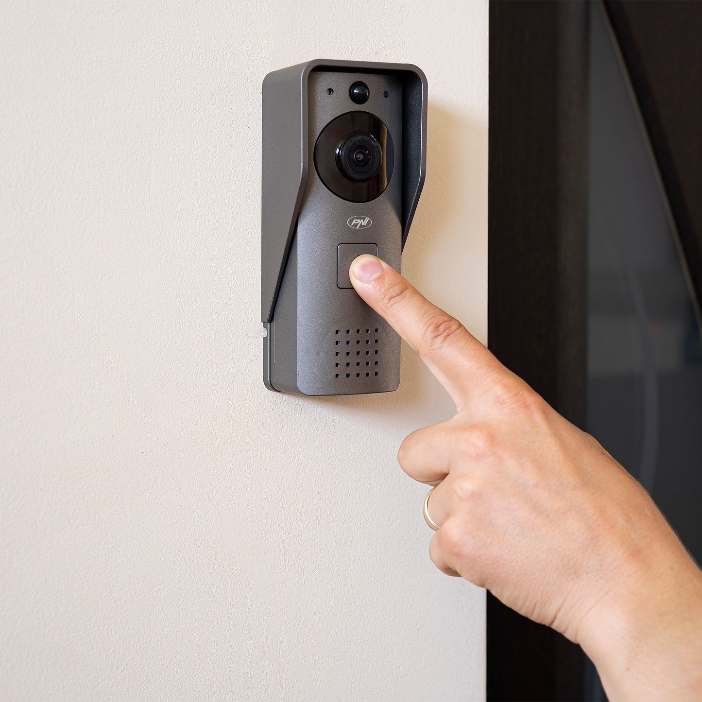 Interfon video inteligent PNI House 910 WiFi HD, P2P, iesire yala, aplicatie dedicata Tuya Smart, integrare in scenarii si automatizari smart cu alte produse compatibile Tuya