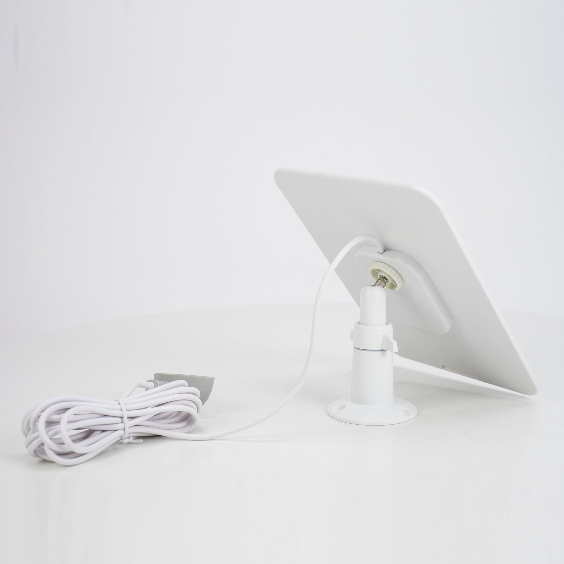 Camera supraveghere video PNI IP924, 3MP, Wi-Fi, IP65, panou solar si acumulator 5200 mAh inclus