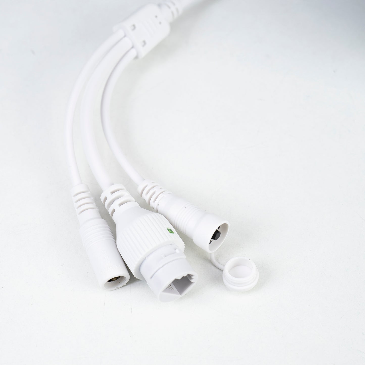 Camera supraveghere video PNI IP403 3Mp cu IP P2P PTZ wireless, slot card microSD, control din aplicatie