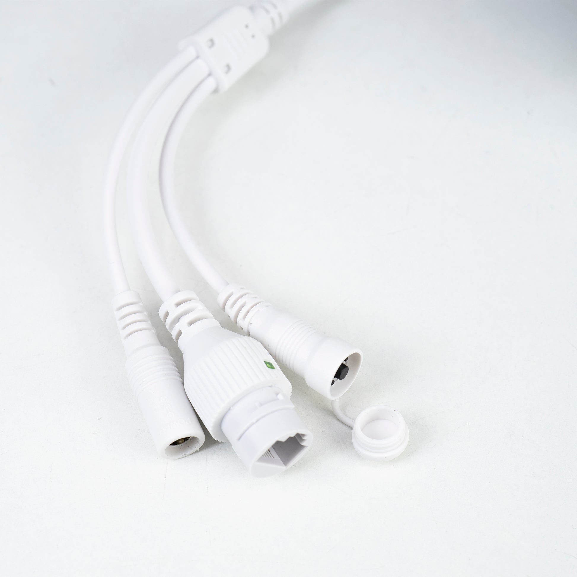 Camera supraveghere video PNI IP403 3Mp cu IP P2P PTZ wireless, slot card microSD, control din aplicatie