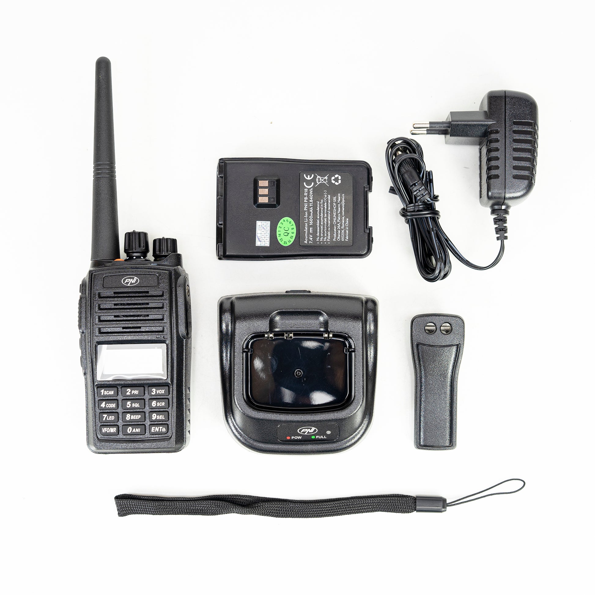 Statie radio portabila PNI PMR R18, 446MHz, 0.5W, 128 canale, 16 PMR si tonuri 50 CTCSS si 104 DCS, Radio FM, programabila, Waterproof IP67