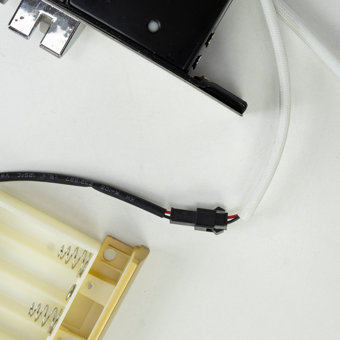 Yala control acces hotelier PNI CH2000R Gold cu cititor de card deschidere pe partea dreapta