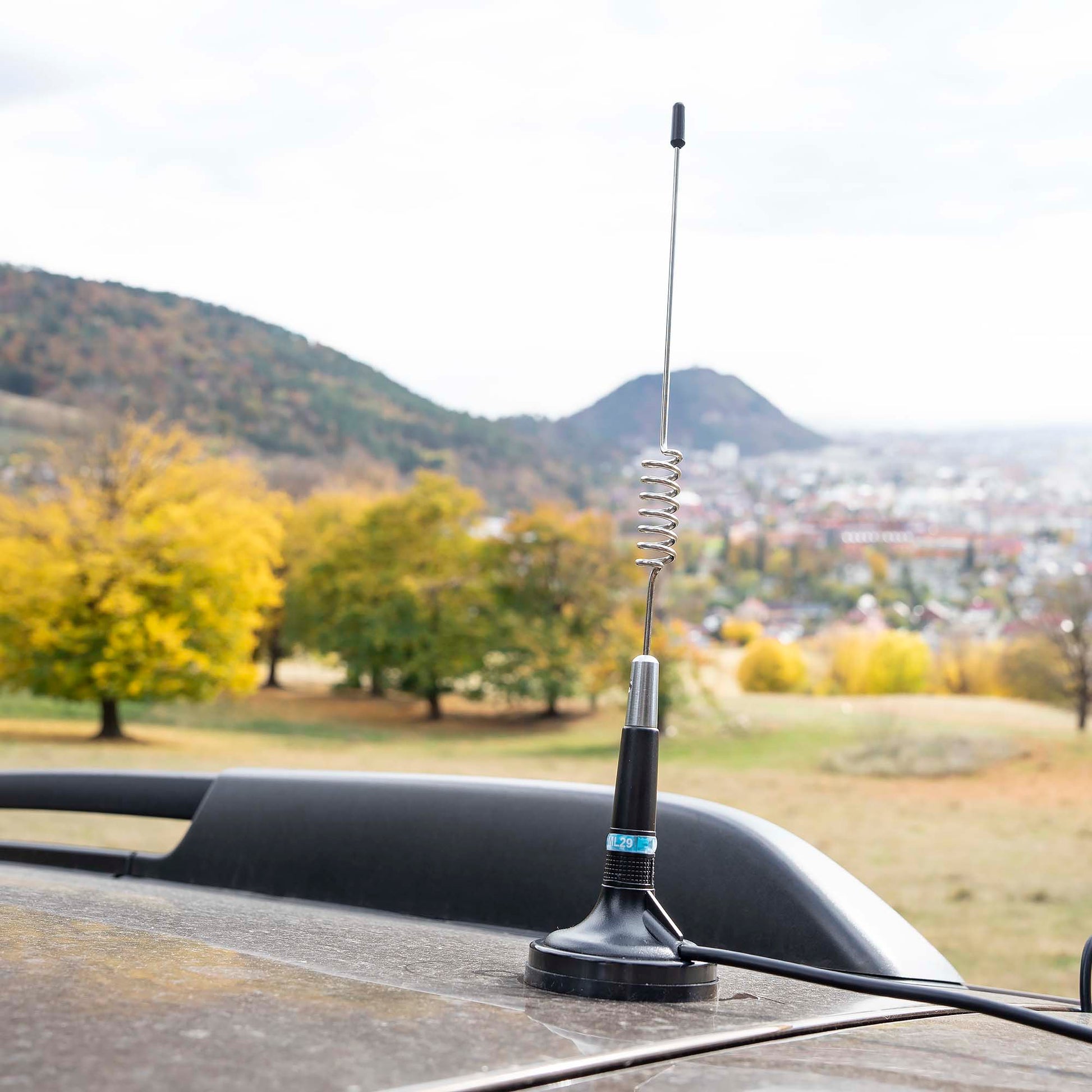 Antena CB PNI ML29 lungime 34 cm, cu magnet inclus diametru 70 mm si cablu RG58