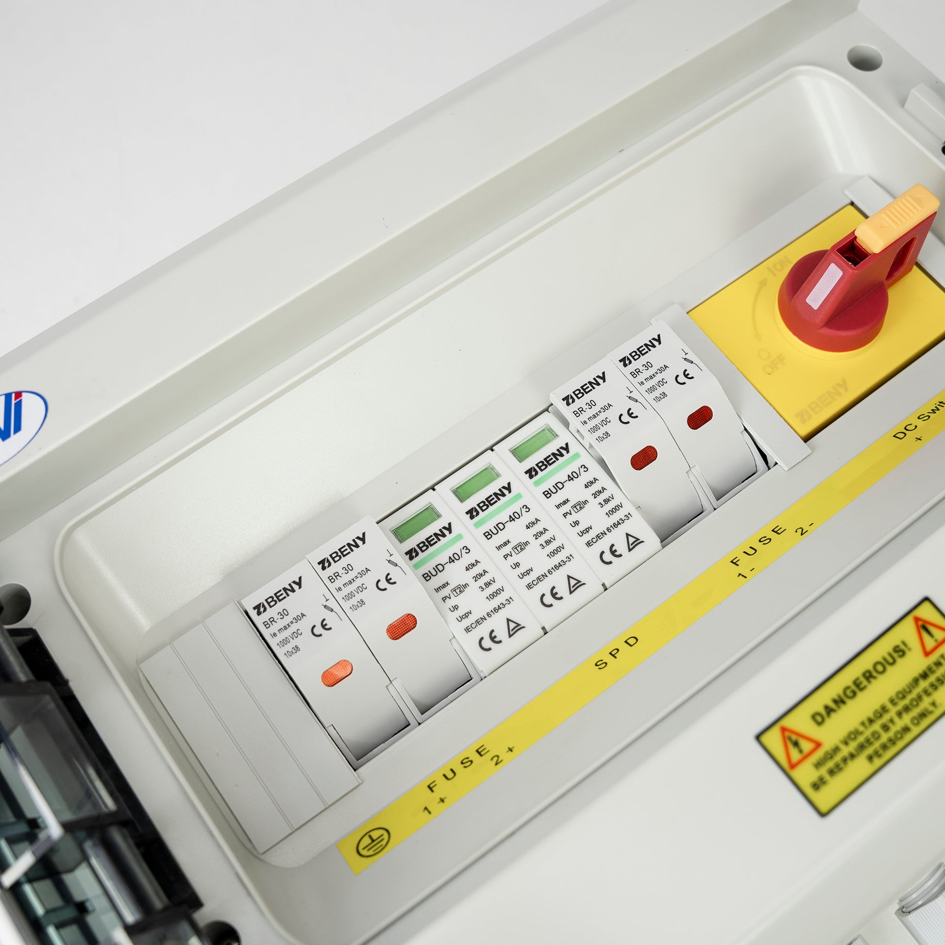 Tablou PNI CBM-2 de protectie si intrerupere sistem solar monofazic