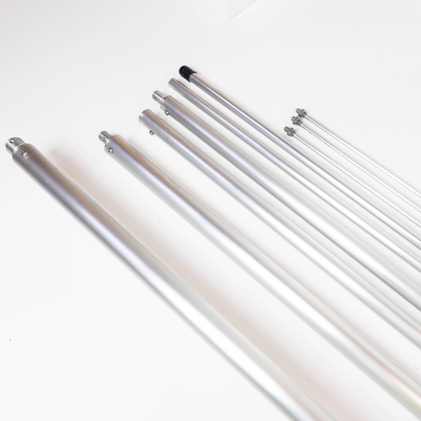 Antena de baza PNI DBA27 25-30 MHz, 620 cm, conector SO-239, 5 elementi, pentru cladiri