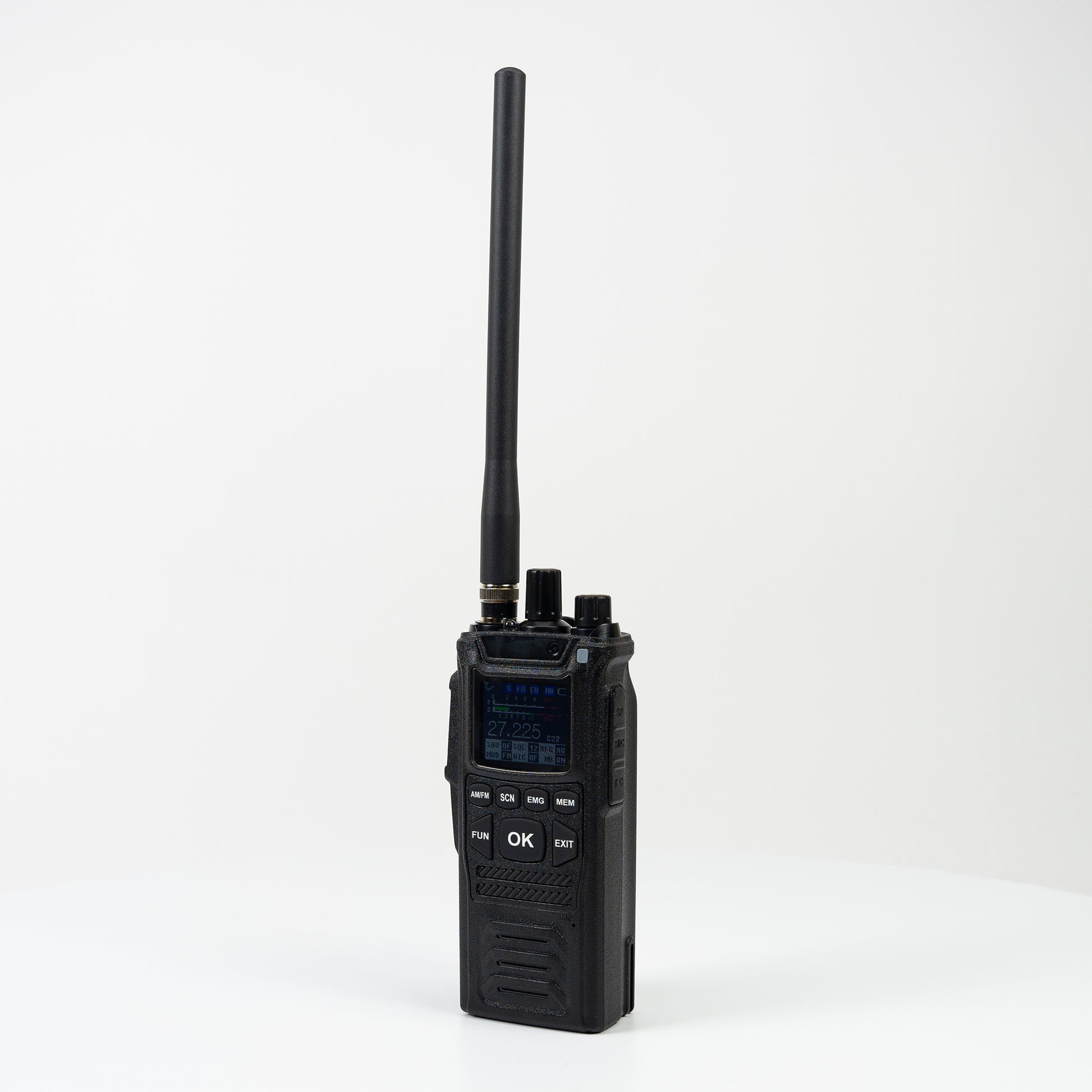 Statie radio CB portabila PNI Escort HP 32, ASQ, Roger Beep, 12V, cu antena BNC 19cm si acumulator 4100 mAh inclus