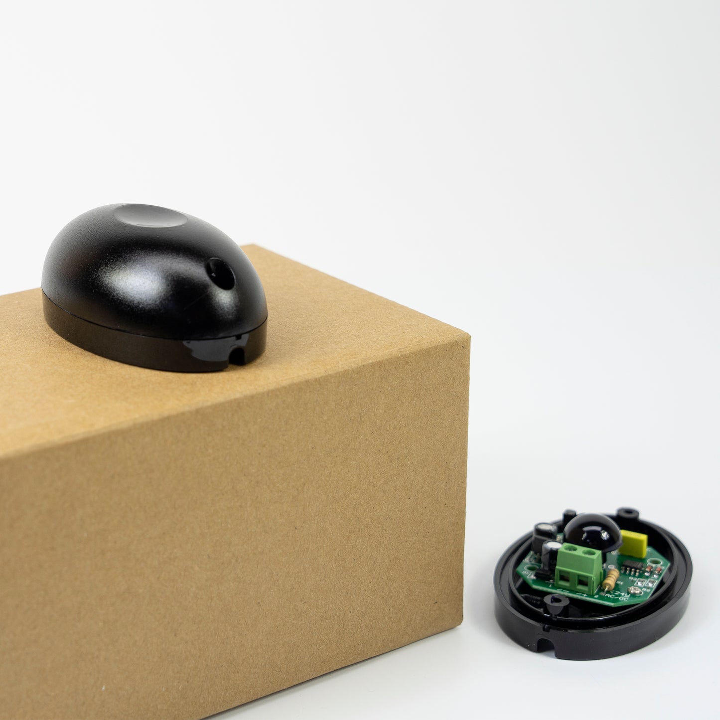 Fotocelule PNI CEL130, 1.92KHz, 12-24V, pentru porti autoportante, IP55, negru, 2 bucati