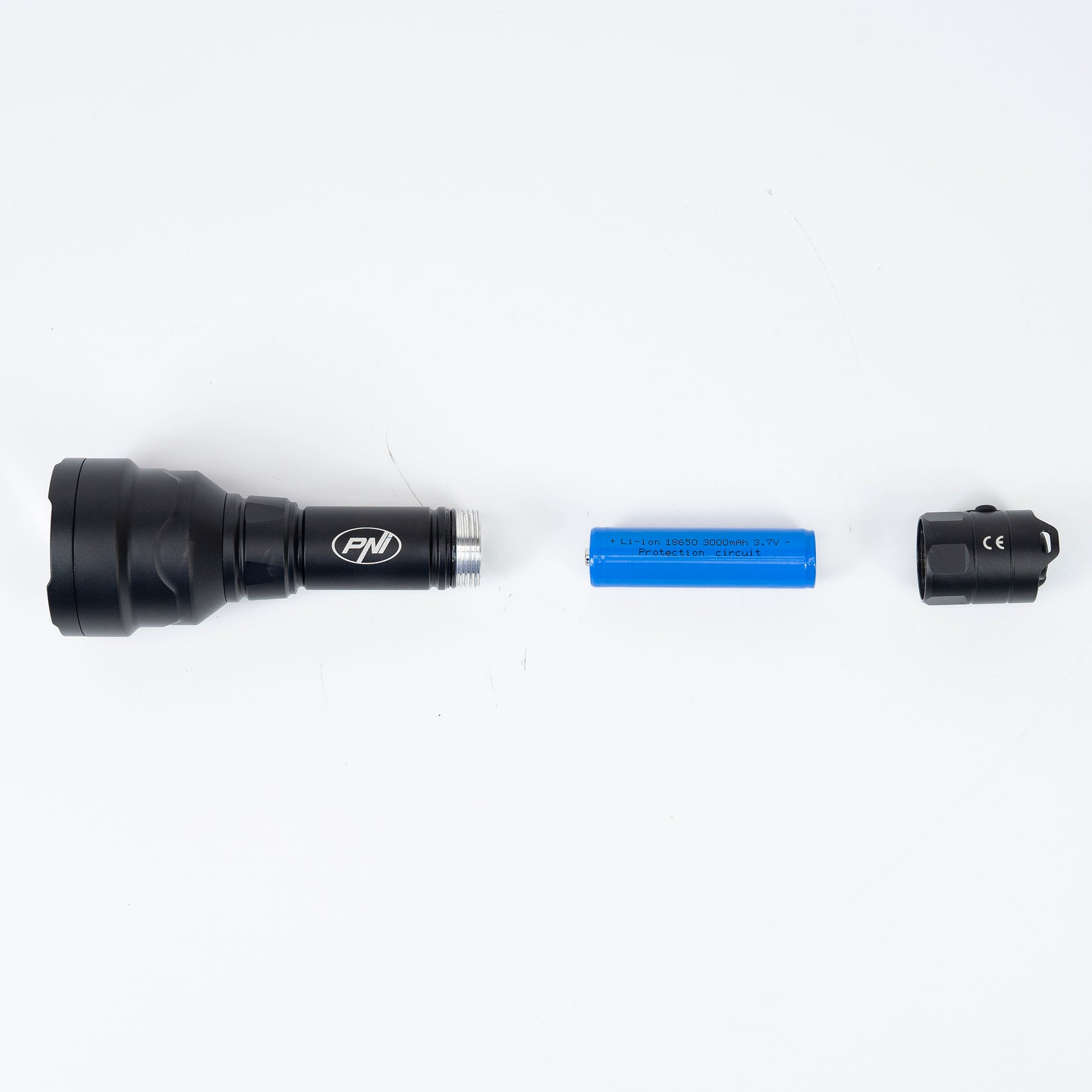 Lanterna PNI Adventure FHTW11, 55m, focus, Li-Ion 3000mAh,
630 lm, pana la 650 m, negru