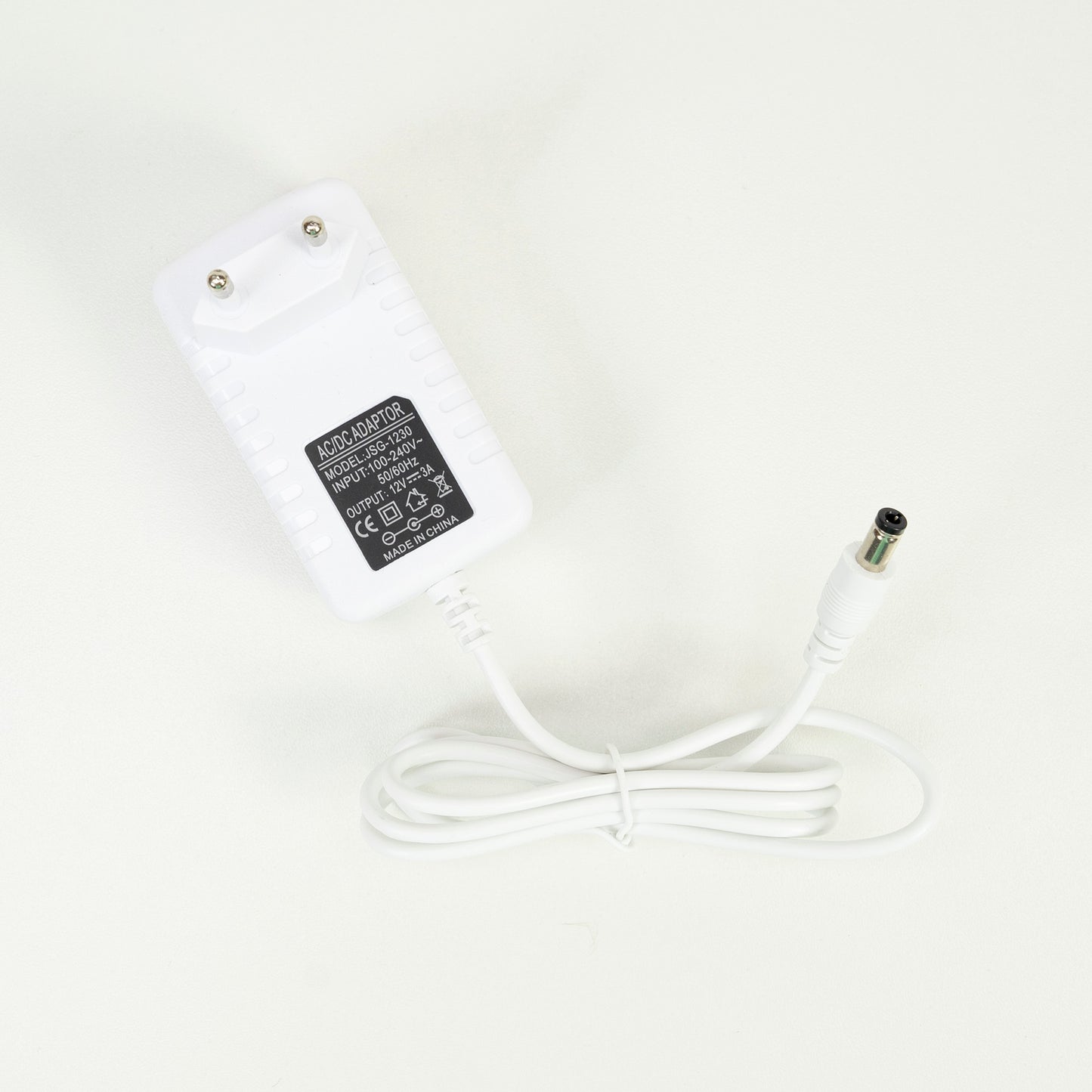 Banda LED PNI 5050RGB, 300 LED-uri, RGB, dimabil, jocuri de lumini, 5 metri, IP20, telecomanda, alimentator 230V inclus