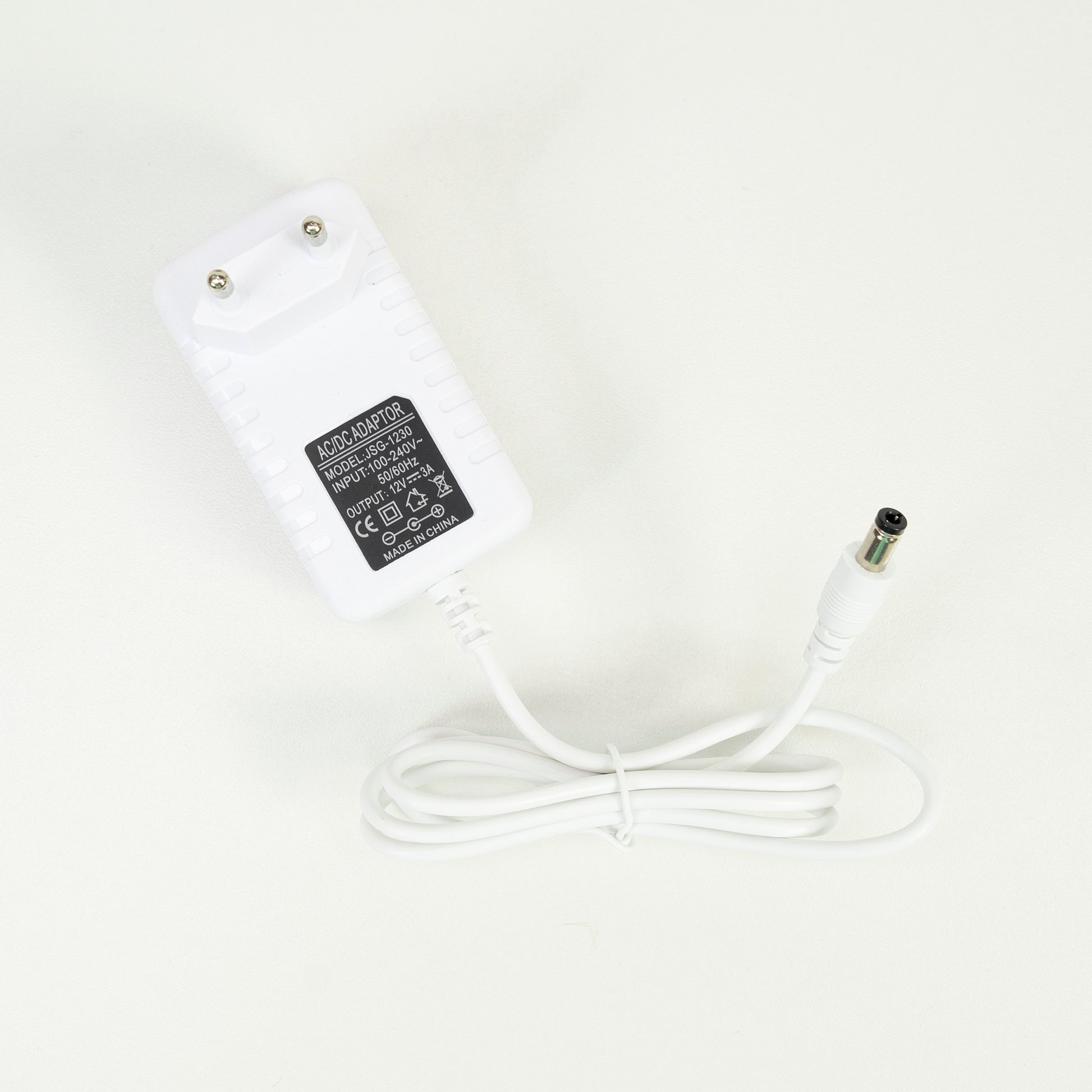 Banda LED PNI 5050RGB, 300 LED-uri, RGB, dimabil, jocuri de lumini, 5 metri, IP20, telecomanda, alimentator 230V inclus