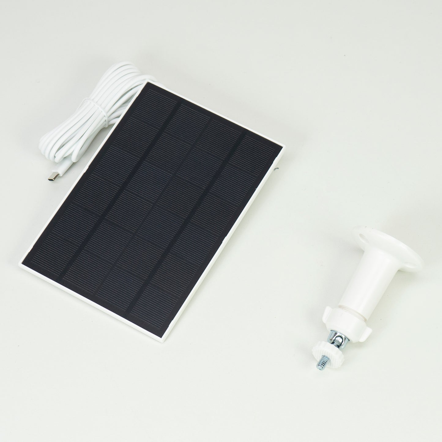 Hranitoare inteligenta pentru pasari PNI MyBird PT035 cu camera Wi-Fi 4MP si panou solar 3W, rezervor hrana 2l, aplicatie dedicata, detectie miscare, notificari instant, slot card micro SD, audio bidirectional, vizibilitate noctura