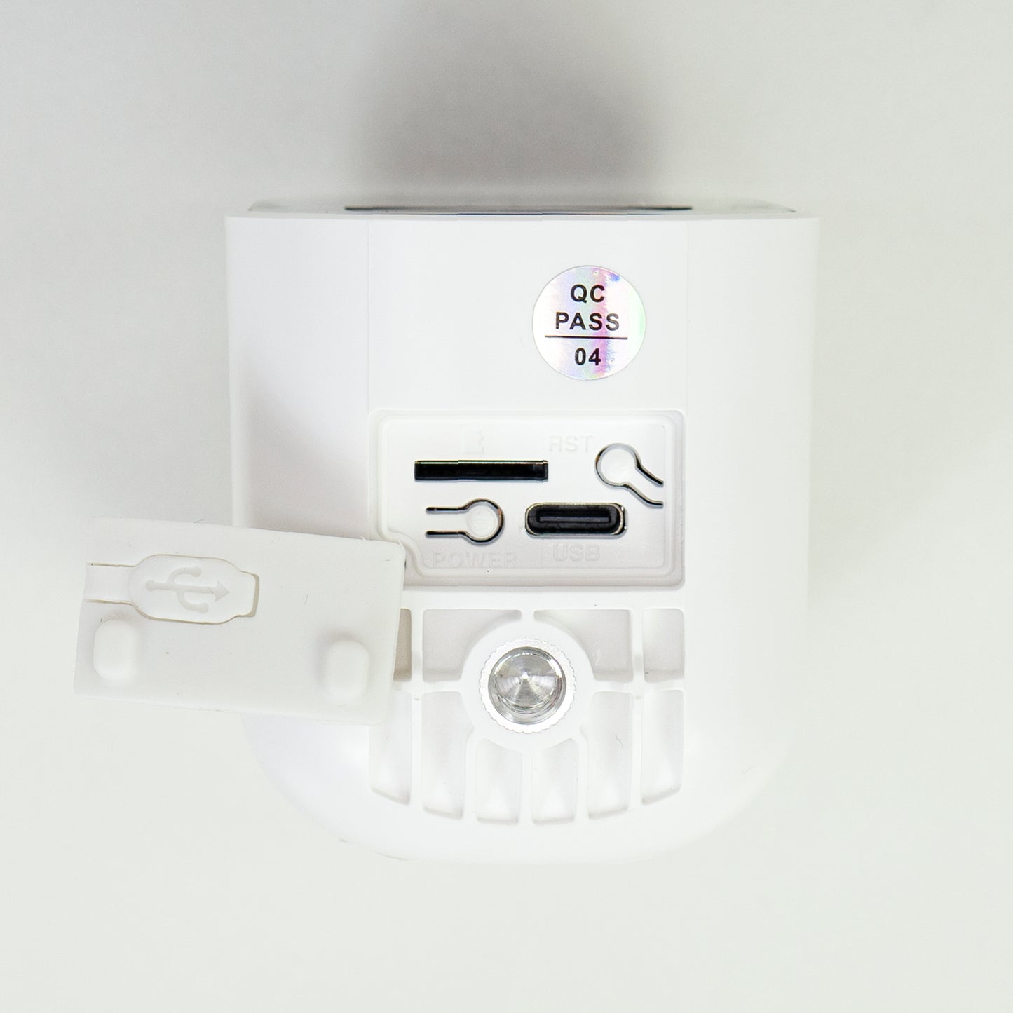 Camera supraveghere video PNI IP774 4MP, panou solar 3W, acumulator 4000mAh incorporat, detectie miscare, slot card micro SD, vizibilitate nocturna, audio bidirectional