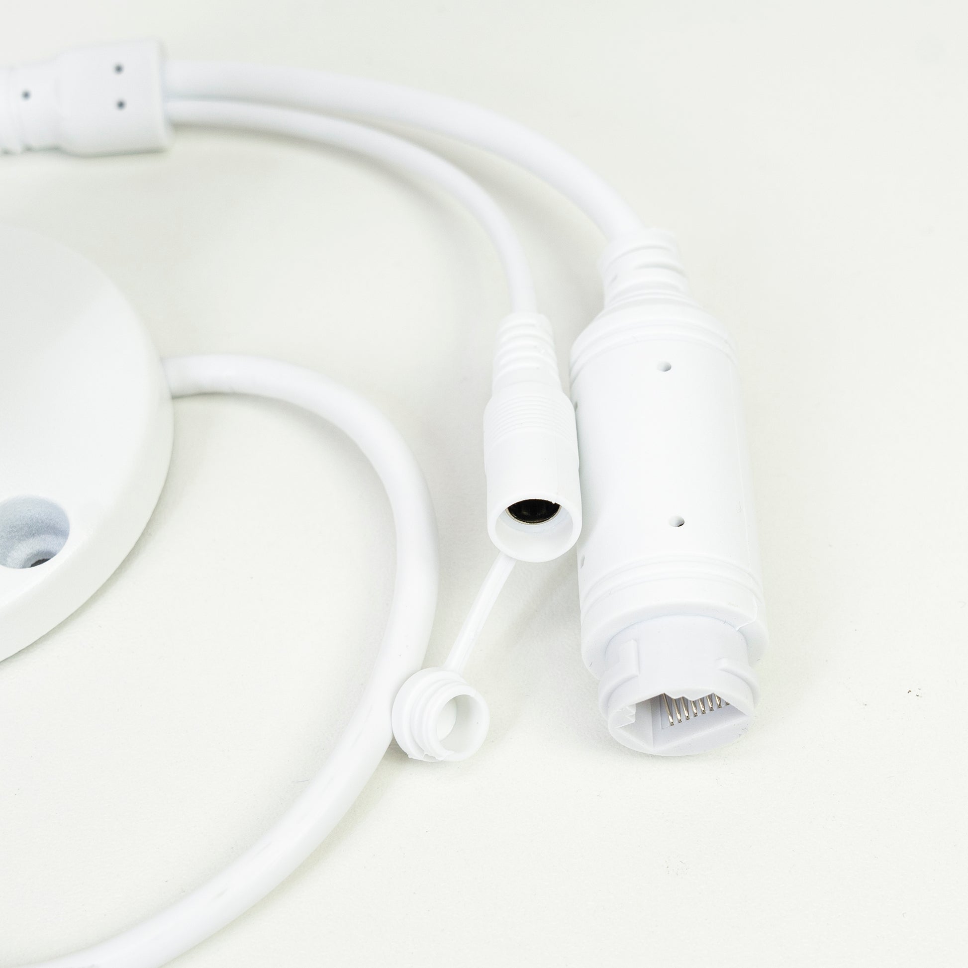 Camera supraveghere video PNI IP5POE, 5MP, D-WDR, 4.0mm, 6 LED-uri, IP66, alb, are functii AI human recognition si people counting