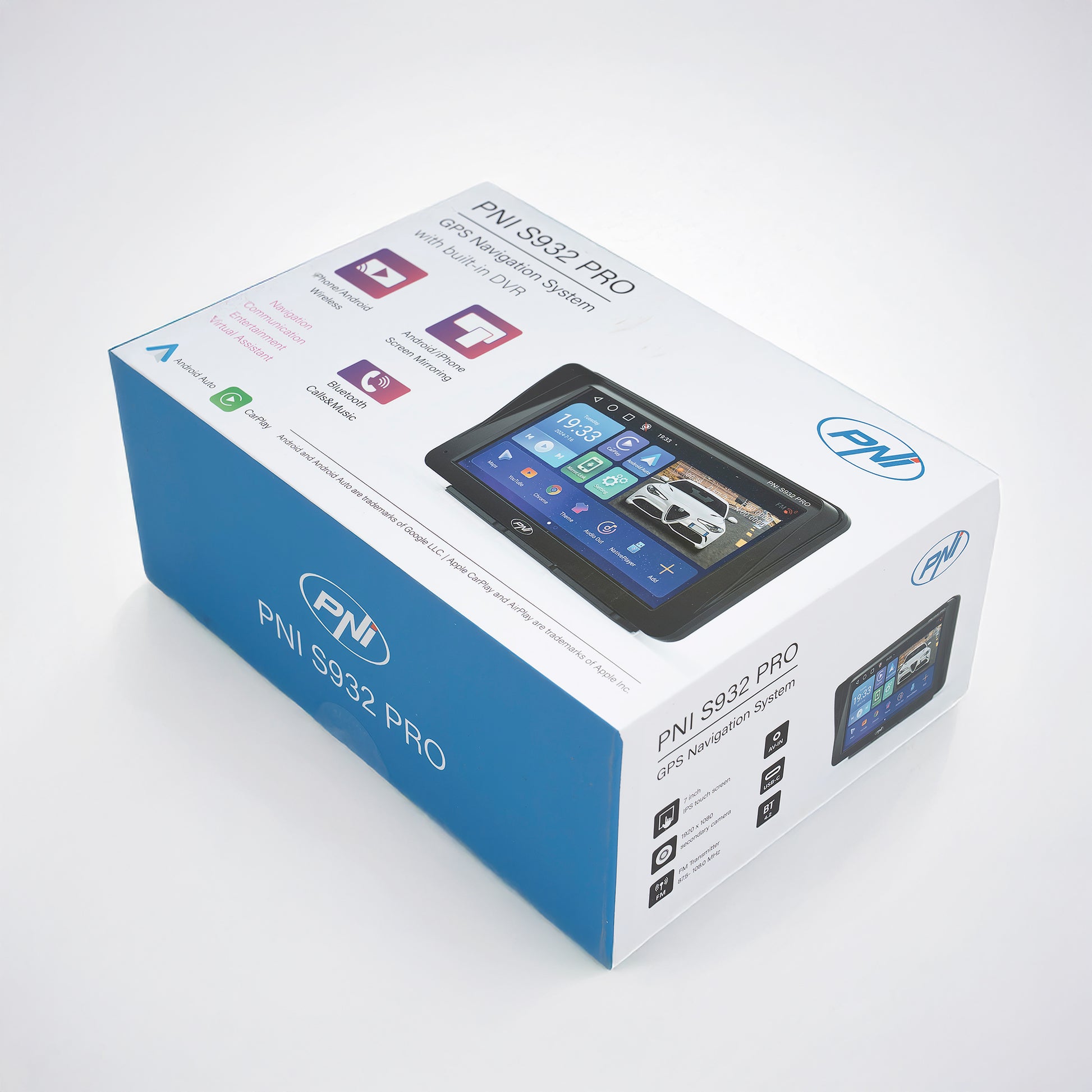 Sistem de navigatie GPS cu DVR incorporat PNI S932 PRO ecran 7 inch, memorie 32 GB, 2GB DDR3 RAM, Android 13, FM transmitter, Mirror Link, Apple Carplay si Android Auto, camera de marsarier inclusa