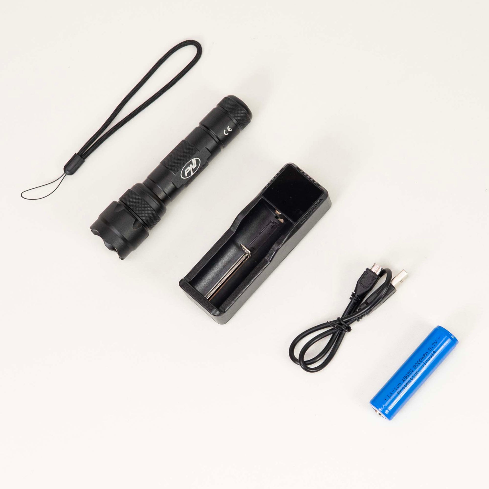 Lanterna PNI Adventure FDW48 cu LED, aluminiu, acumulator 3000 mAh, cu incarcator acumulator inclus, negru